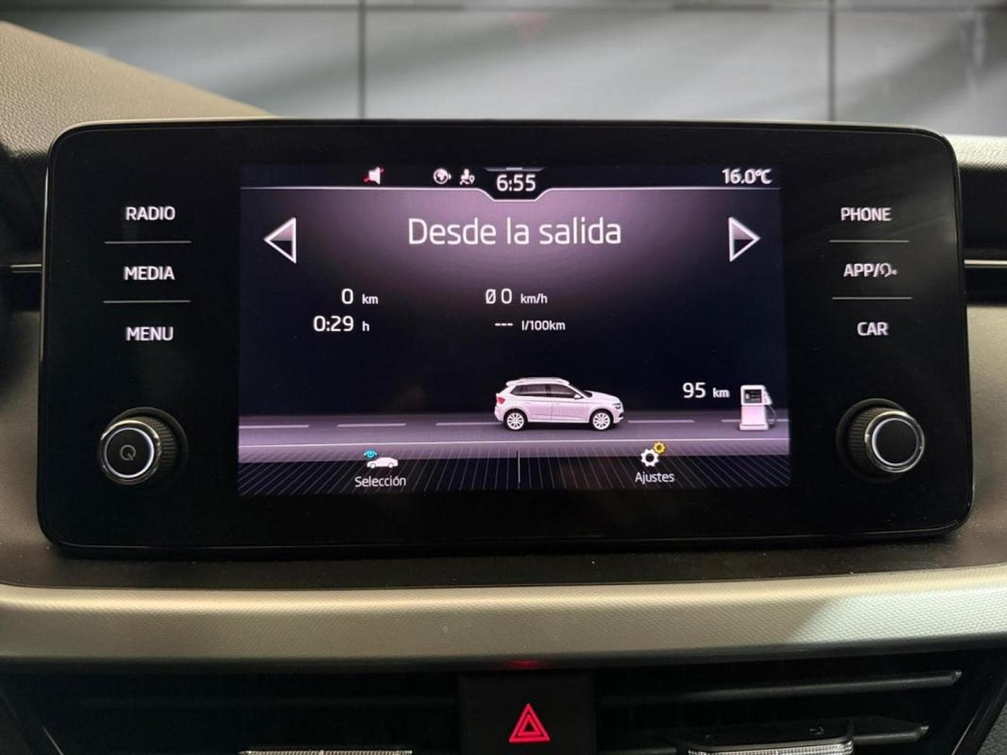 Skoda Kamiq -26% 1.0 TSI Evo 110ch Ambition DSG7 (2024) - Foto 19
