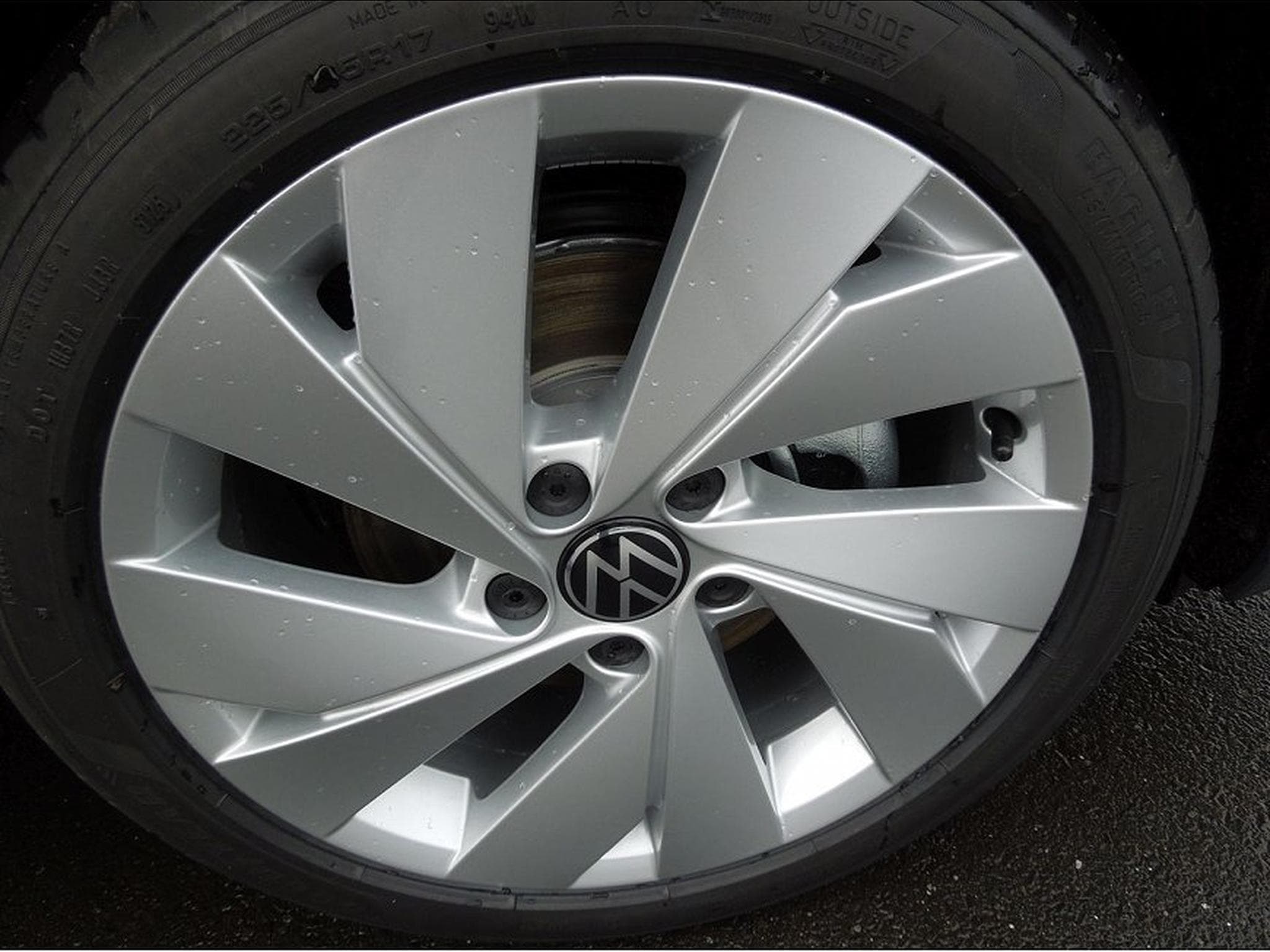 VW Golf (2026) - Photo 14