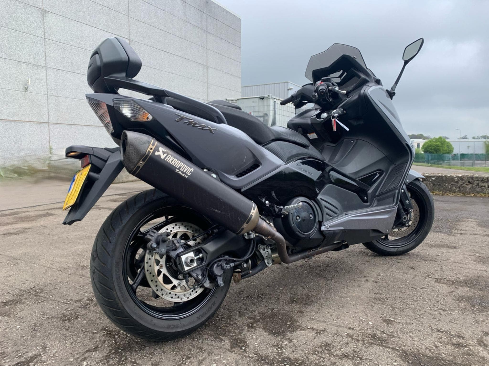 Yamaha T-Max T-Max - ABS - Akrapovic - Selle & Poignées chauffantes (2016) - Photo 2