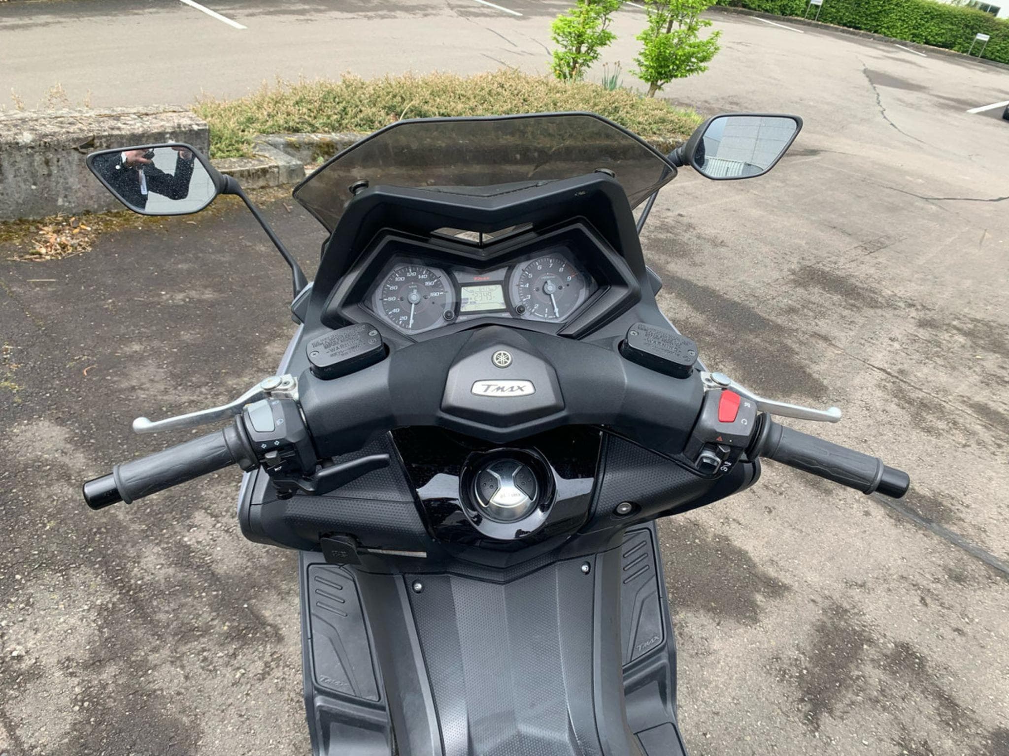 Yamaha T-Max T-Max - ABS - Akrapovic - Selle & Poignées chauffantes (2016) - Photo 4