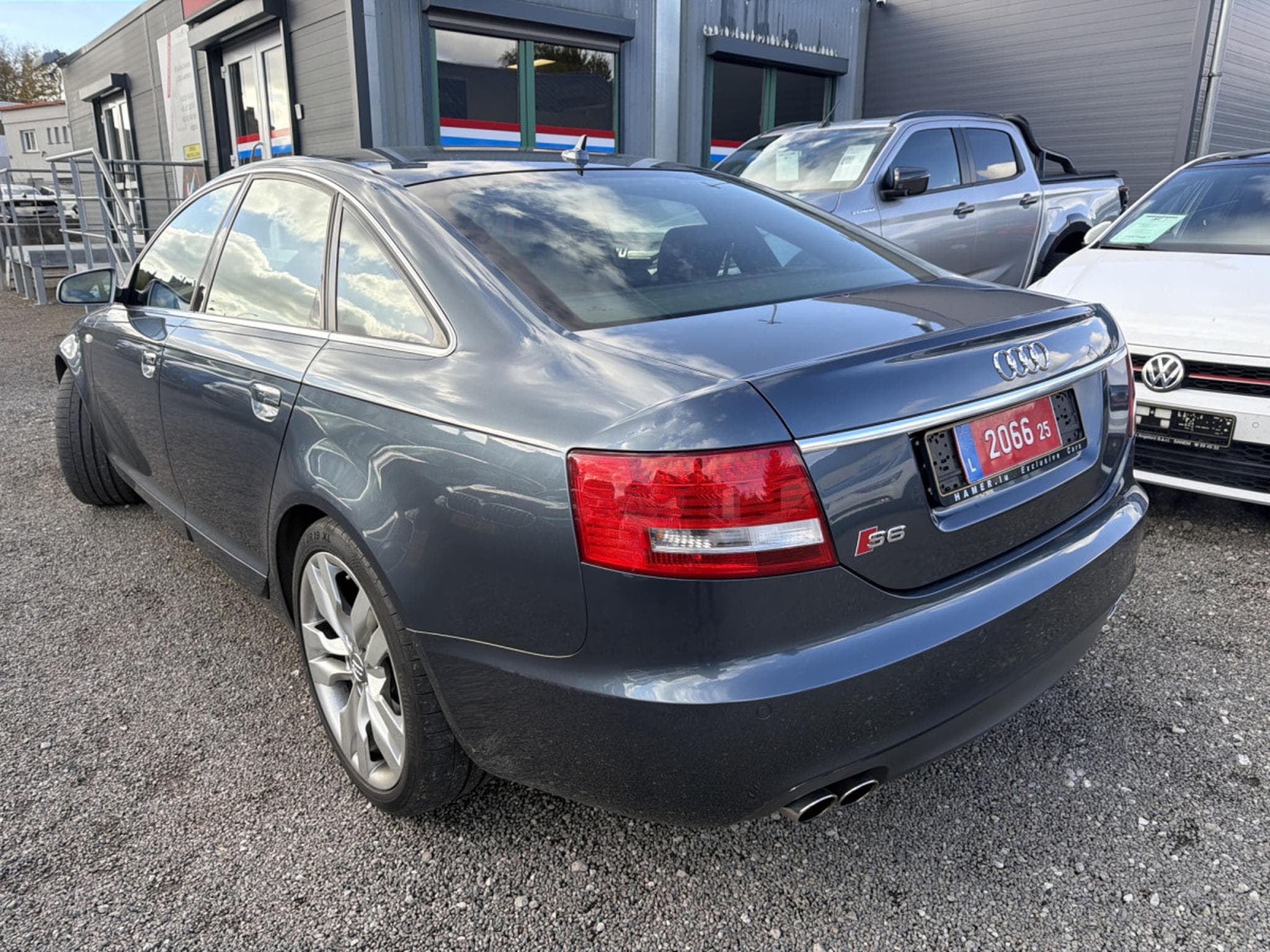 Audi S6 V10 5.2 FSI AUTO QUATTRO (2006) - Photo 4