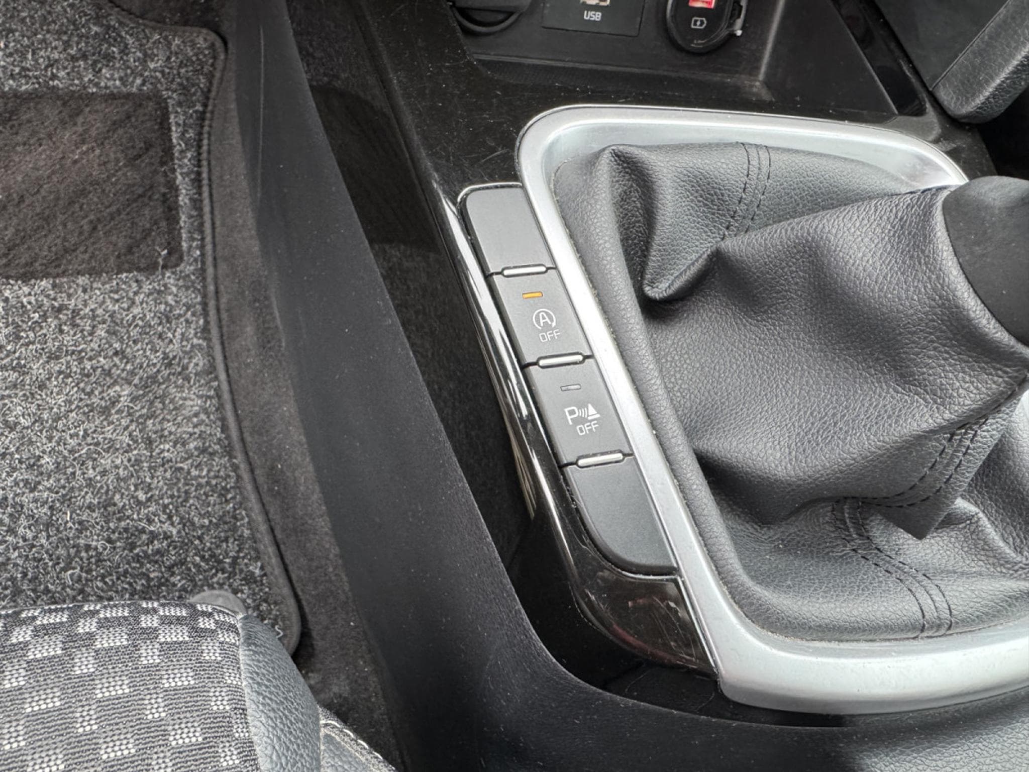 Kia Ceed SW Édition 7 1.0 T-GDI émotive pack (2021) - Foto 19