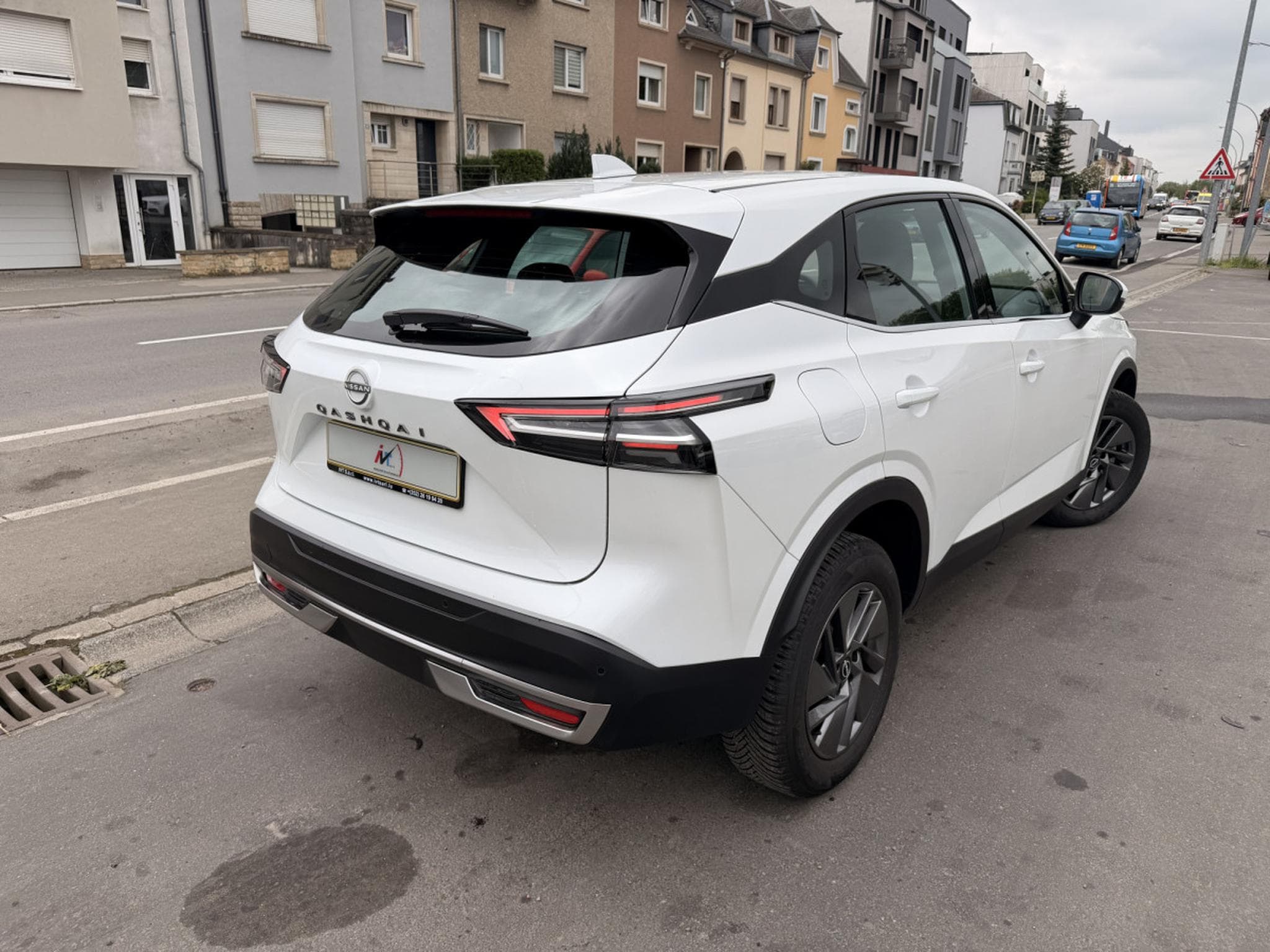 Nissan Qashqai 1.3 ACENTA 2WD 158CV Xtronic Mild-Hybrid (2025) - Foto 5