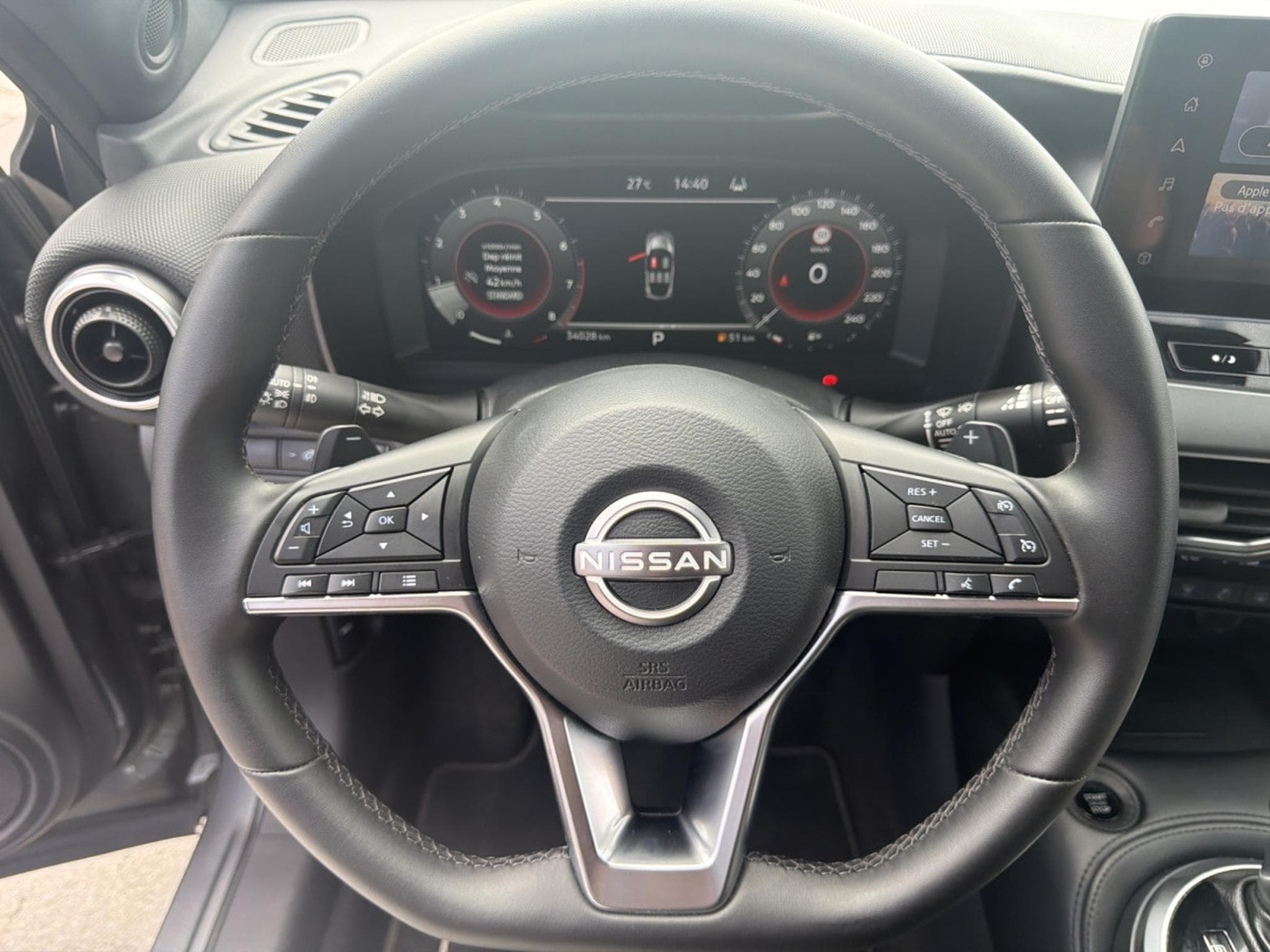 Nissan Juke 1.0 DIG-T 7DCT TEKNA AUTO (2024) - Photo 15