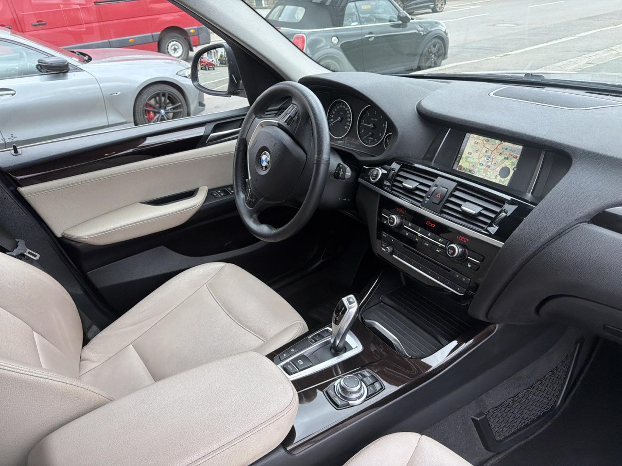 BMW X3 20dA X line 190 X drive (2016) - Photo 13