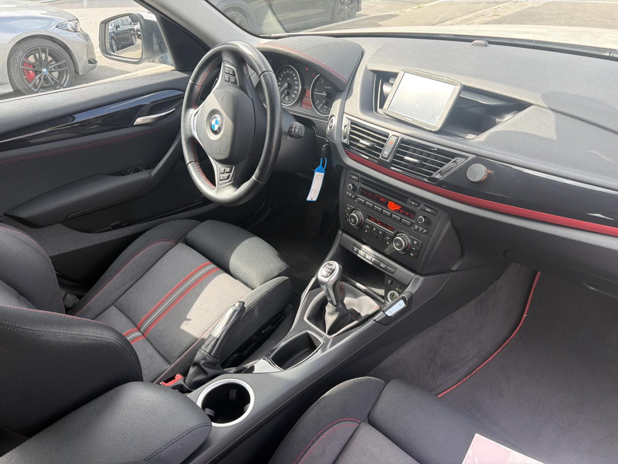 BMW X1 Sport 20d 184 SDrive (2014) - Photo 11