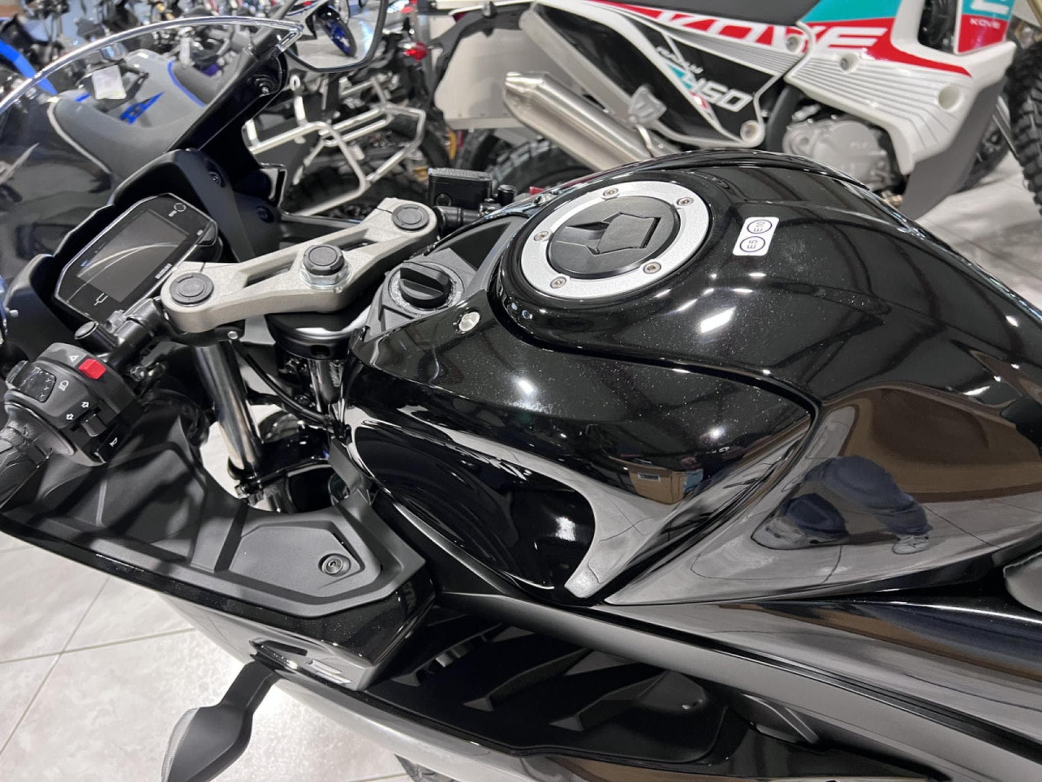 Suzuki GSXR (2026) - Photo 6
