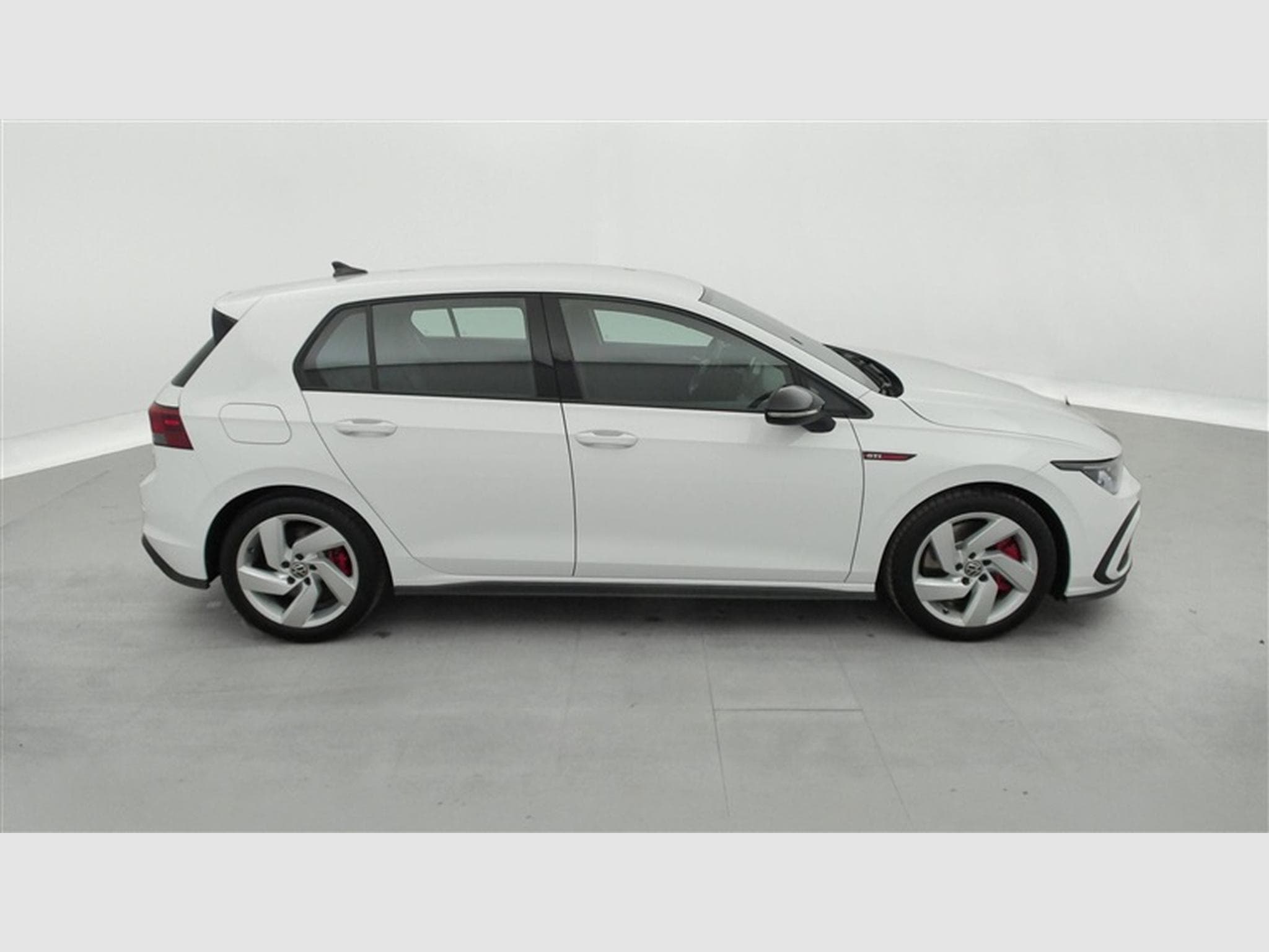 VW Golf 2.0 TSI 245cv GTI NAVI / FULL LED / CAMERA / JA 17" (2024) - Photo 24