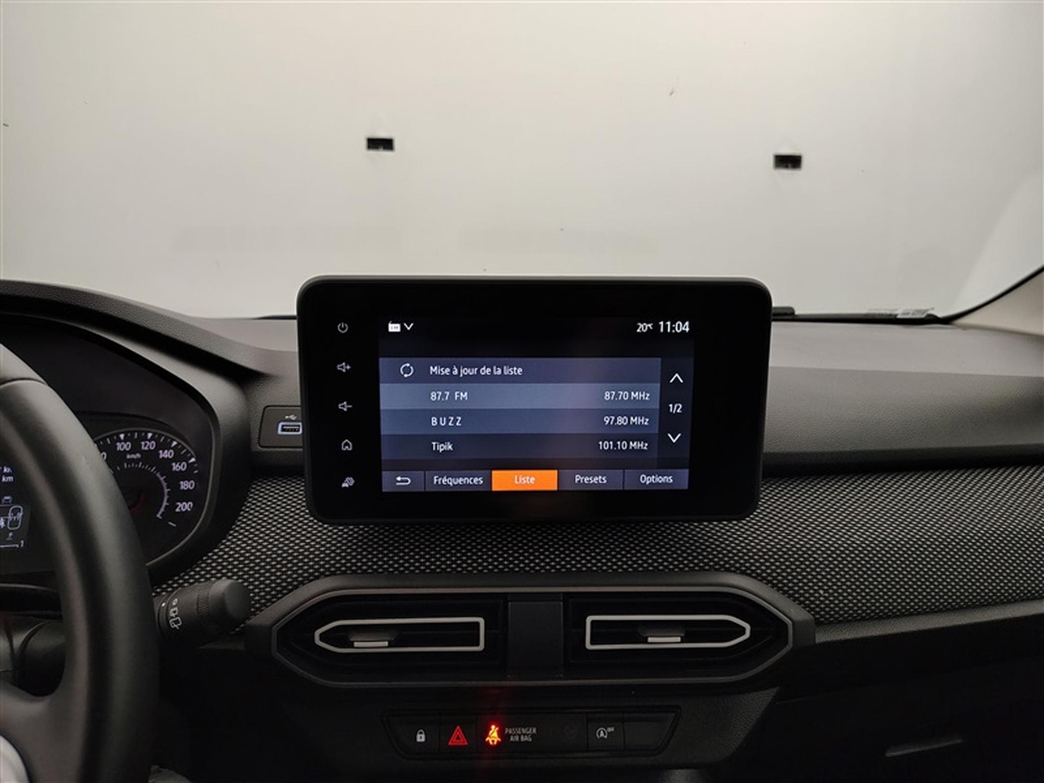 Dacia Sandero 1.0i SCe Expression (2025) - Photo 11