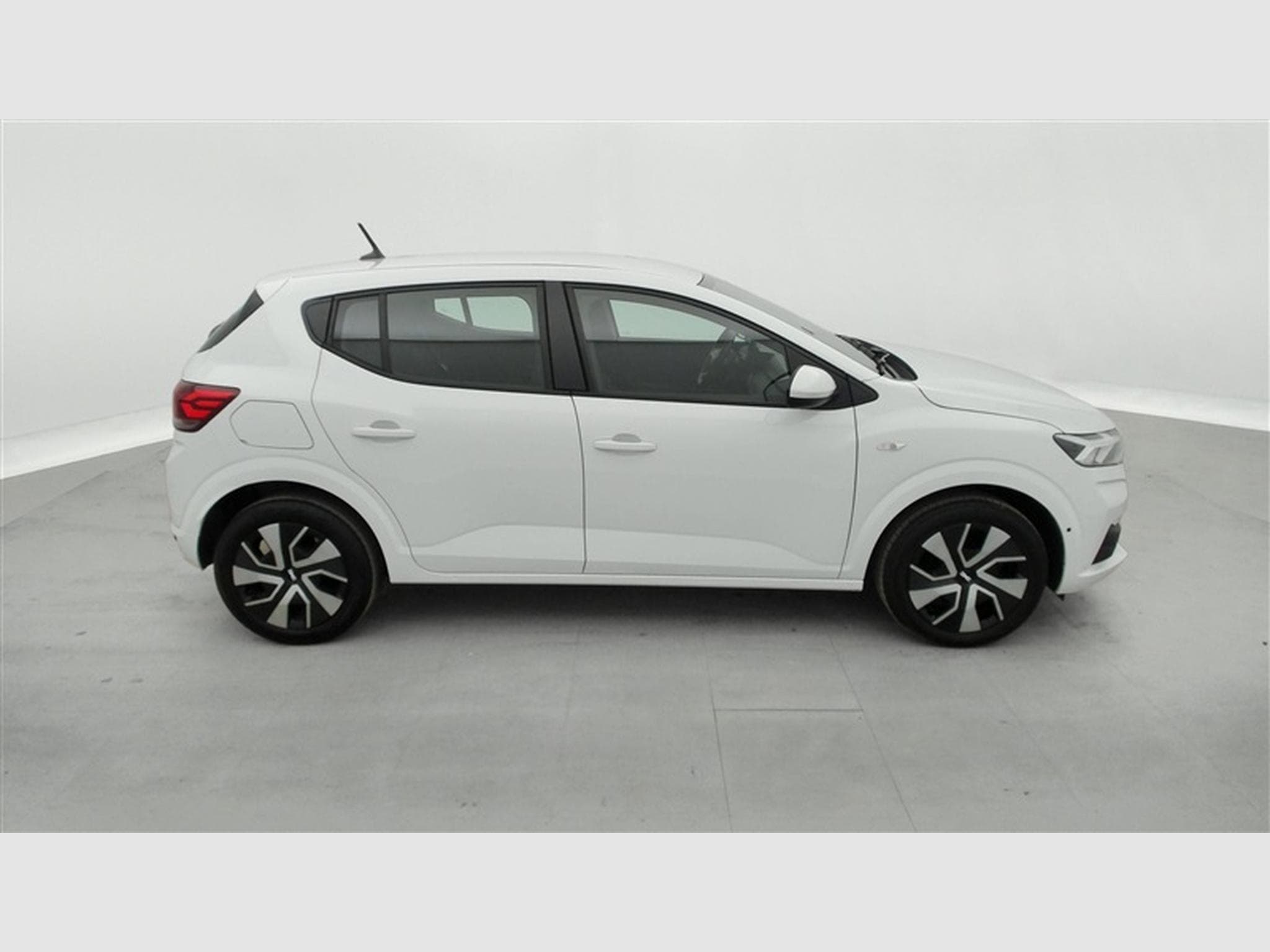 Dacia Sandero 1.0i SCe Expression (2025) - Photo 24
