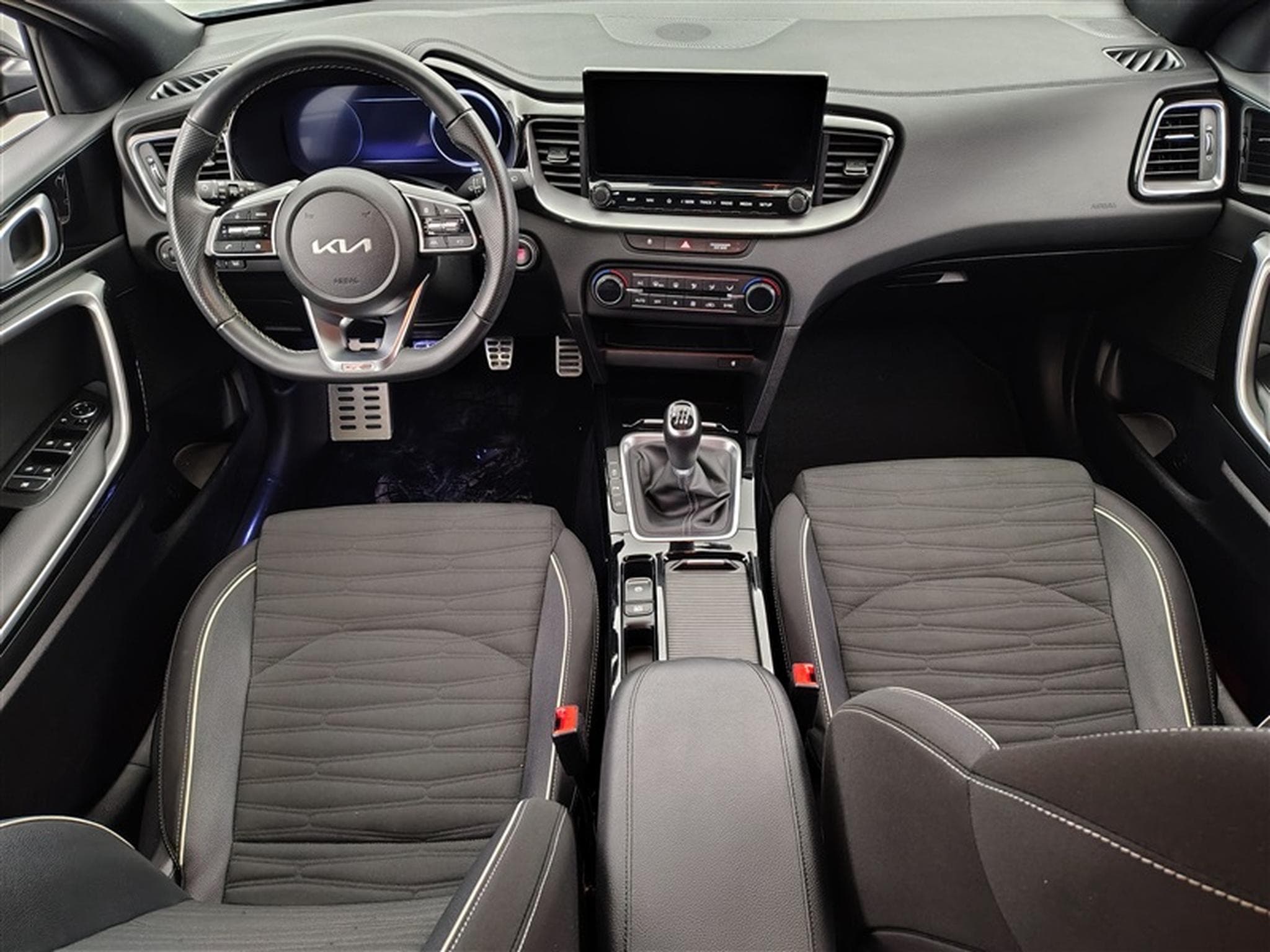 Kia ProCeed 1.0 T-GDI 120Cv GT-Line NAVI / CARPLAY / FULL LED / S-CUIR (2023) - Photo 8