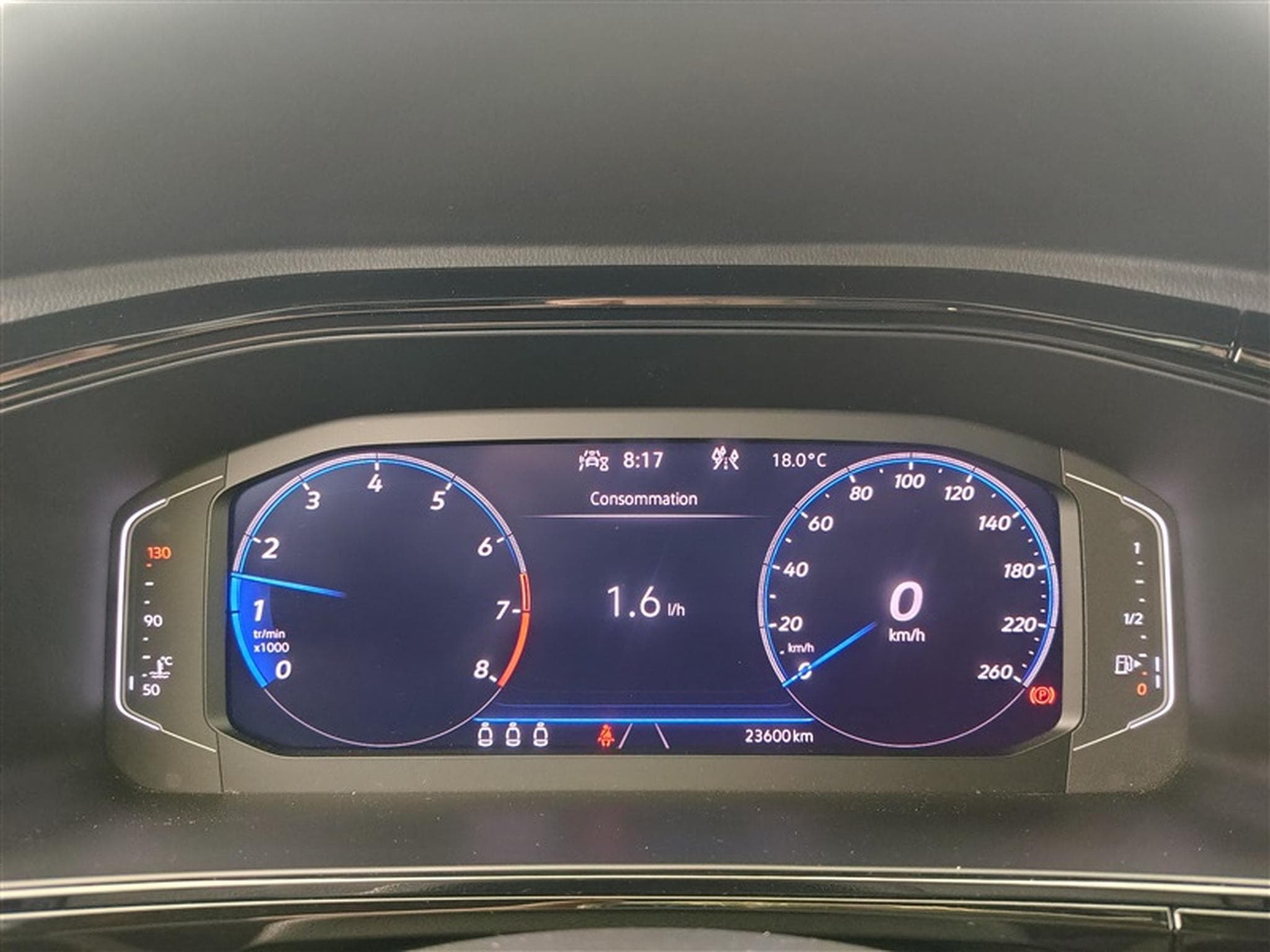 VW T-Roc 1.0 TSI 110Cv R-Line CARPLAY / CAMERA / PDC / ALU18" (2024) - Photo 10