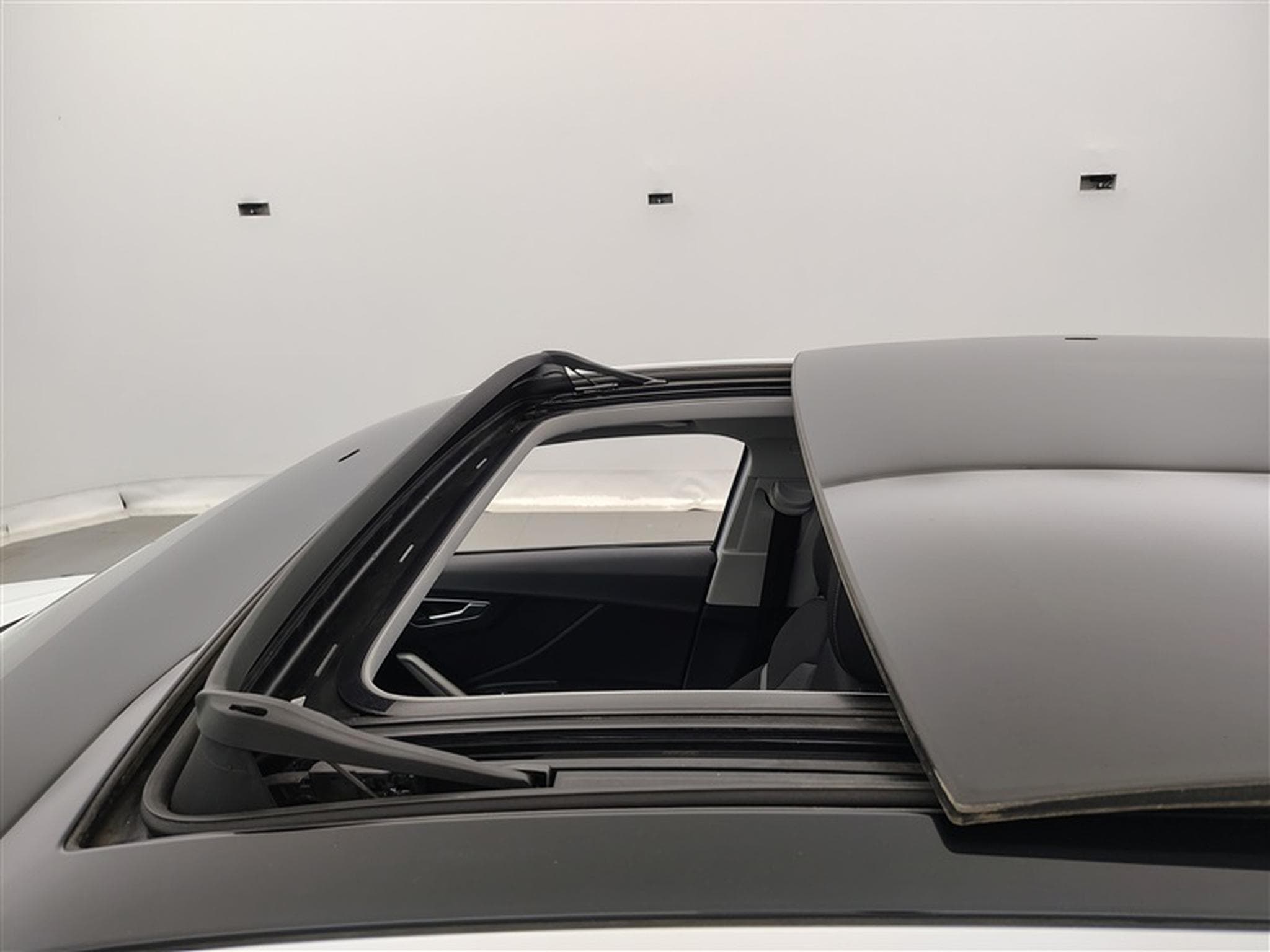 Audi Q2 30 TFSI Design NAVI/LED/TO PANO/JA/PDC (2022) - Photo 19