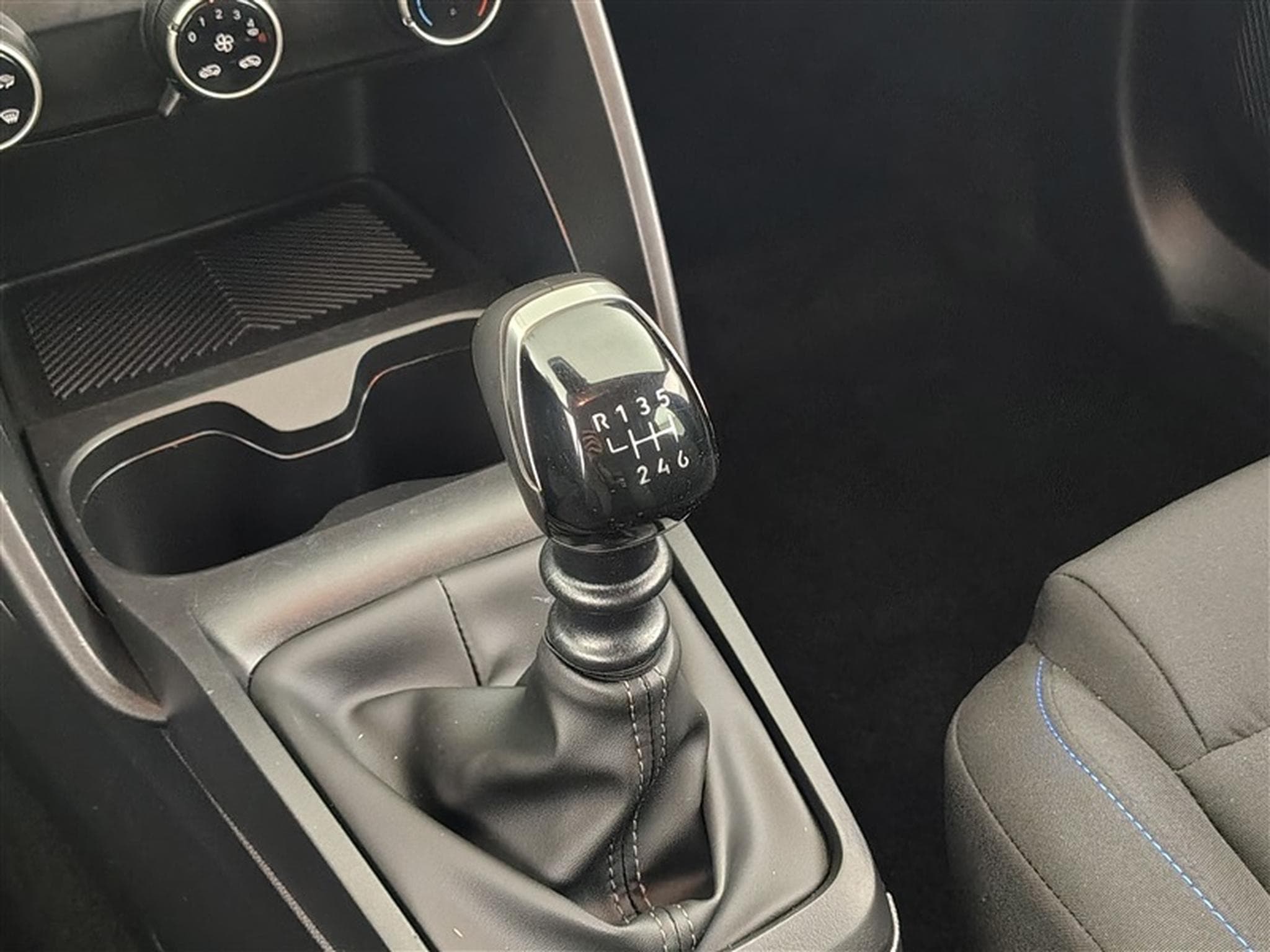Citroën C3 1.2 Turbo Yo S&S (2025) - Photo 12