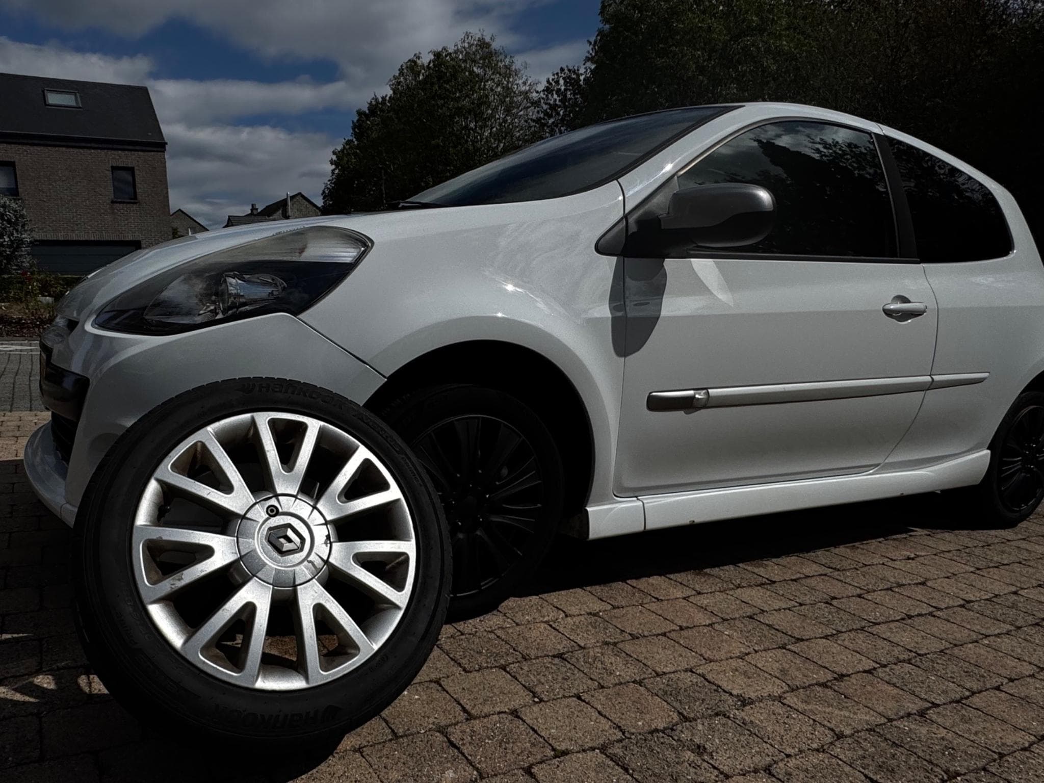 Renault Clio GT line (2011) - Photo 2