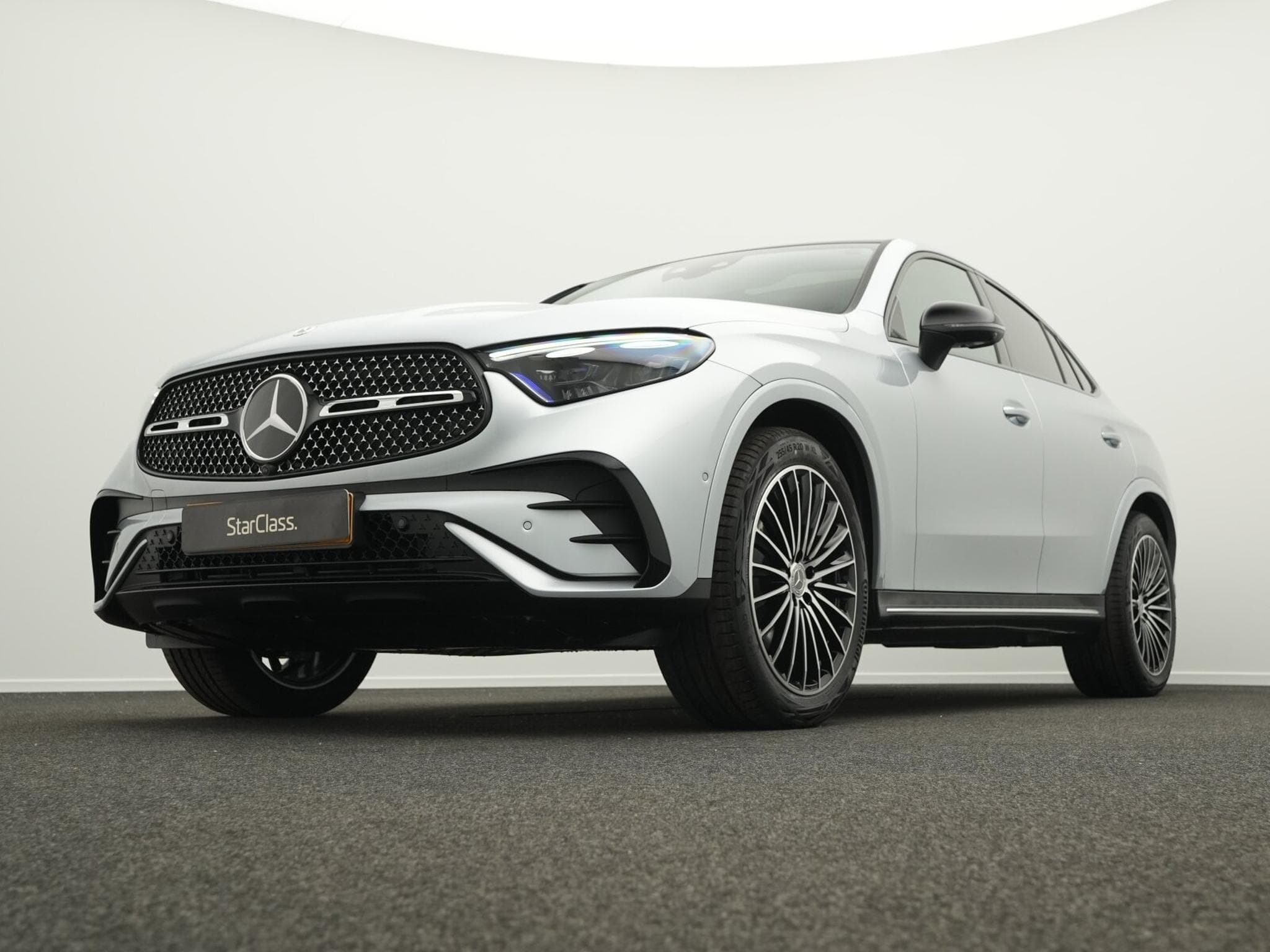 Mercedes GLC 200 4MATIC Coupé AMG-Line Premium (2026) - Photo 10