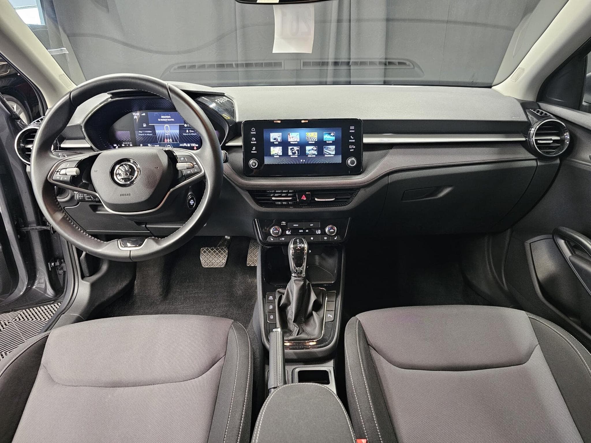 Skoda Fabia Selection 1,0 TSI 85kW 7-DSG (2024) - Foto 2