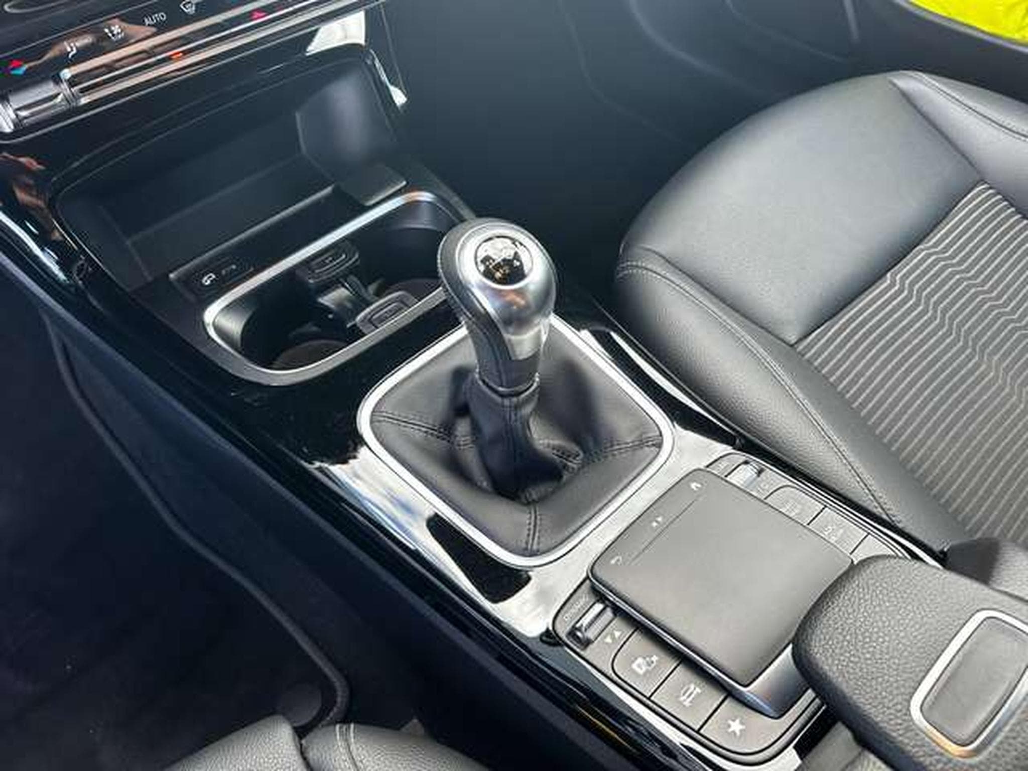 Mercedes CLA 180 DIESEL BUSINESS SOLUTION 116 CV (2022) - Photo 6