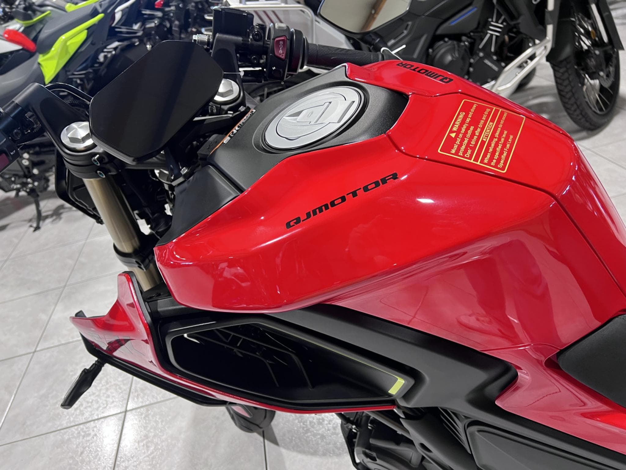 QJmotor SRK 125 S2 (2026) - Photo 5