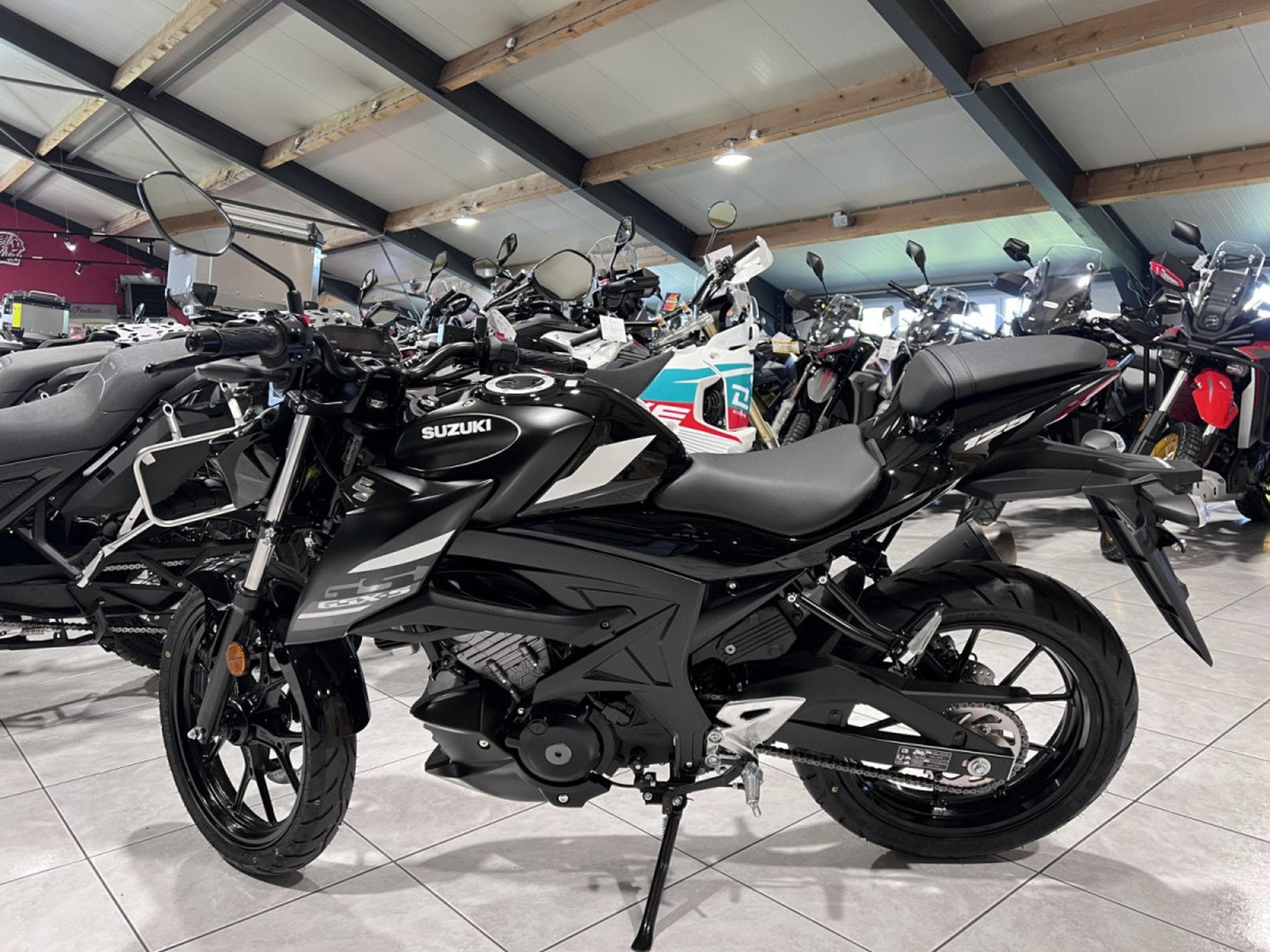 Suzuki GSX-S (2025) - Photo 4