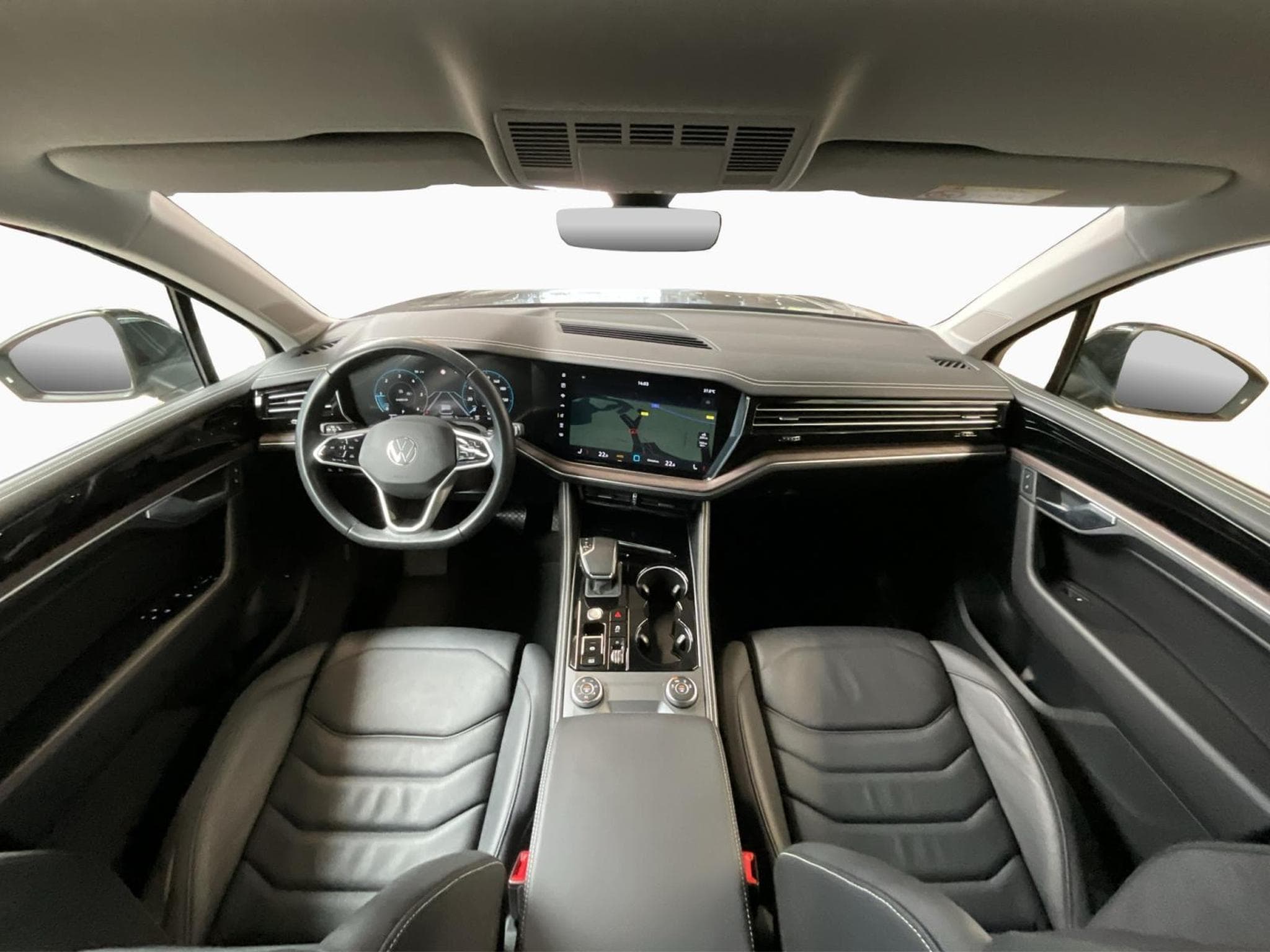 VW Touareg Elegance+4Motion+V6tdi+Aut+P.Travel+Luft. (2024) - Photo 2
