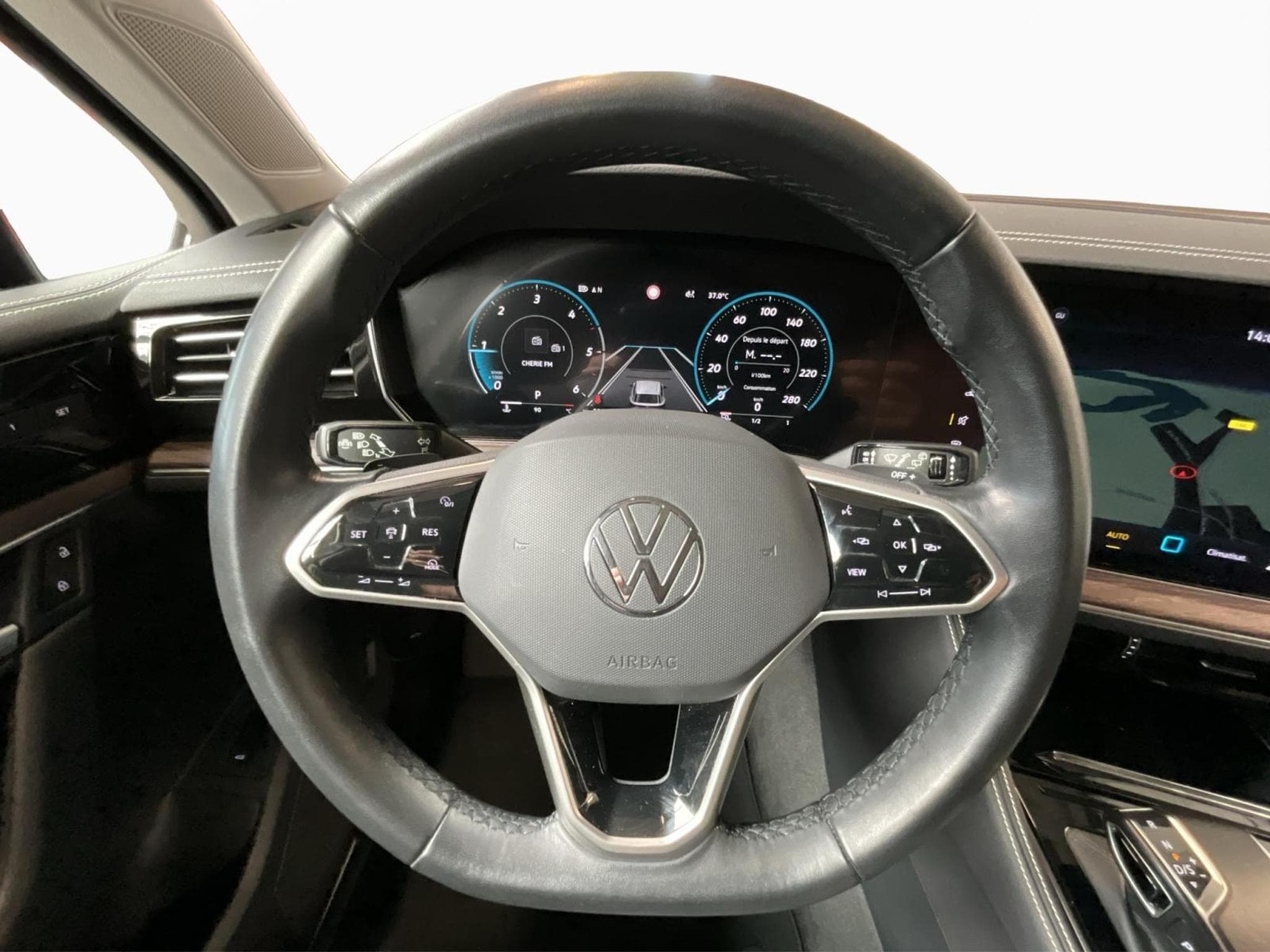VW Touareg Elegance+4Motion+V6tdi+Aut+P.Travel+Luft. (2024) - Photo 10
