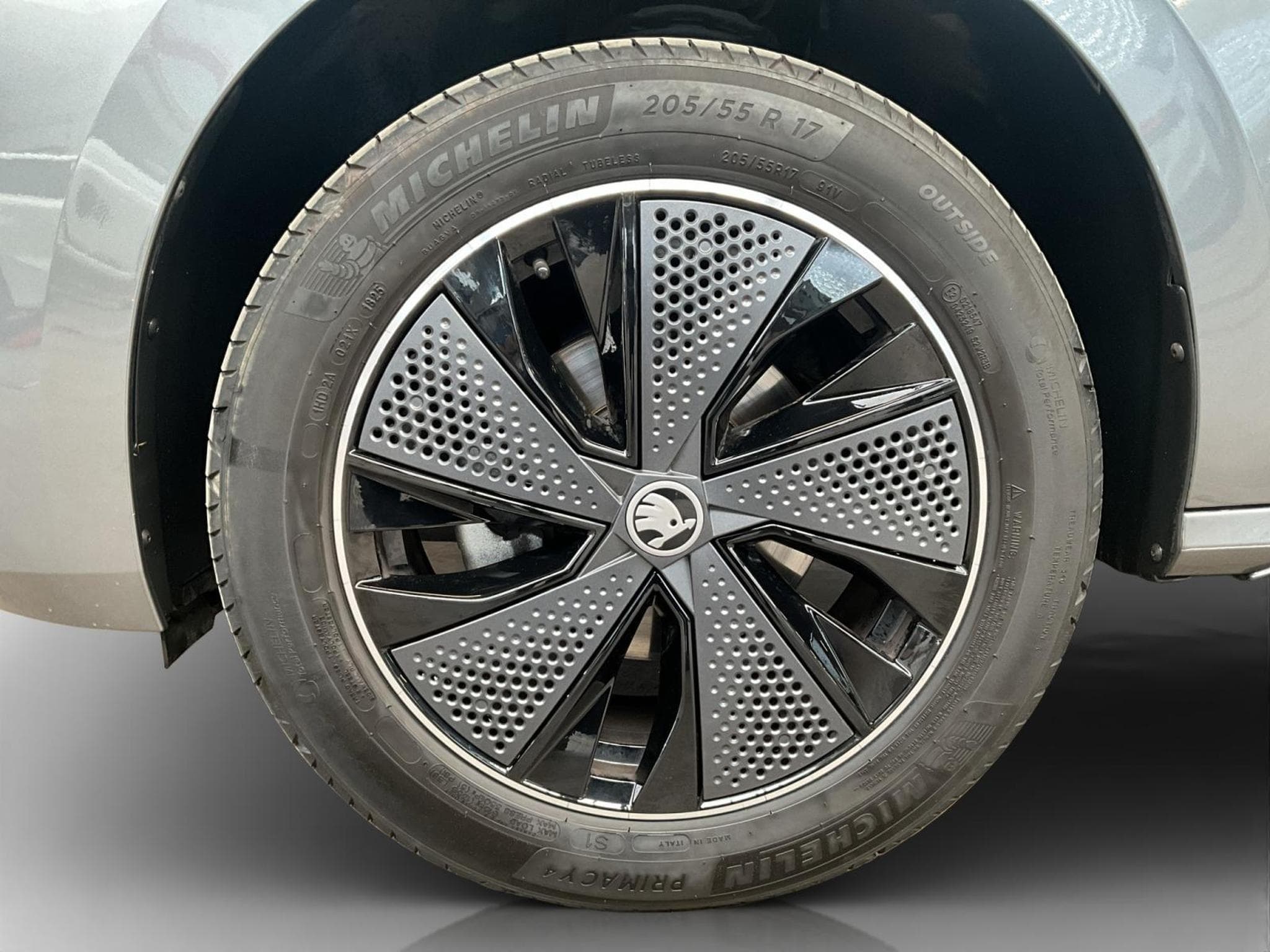 Skoda Kamiq Monte-Carlo+DSG+Led+Navi+Pano (2025) - Foto 8