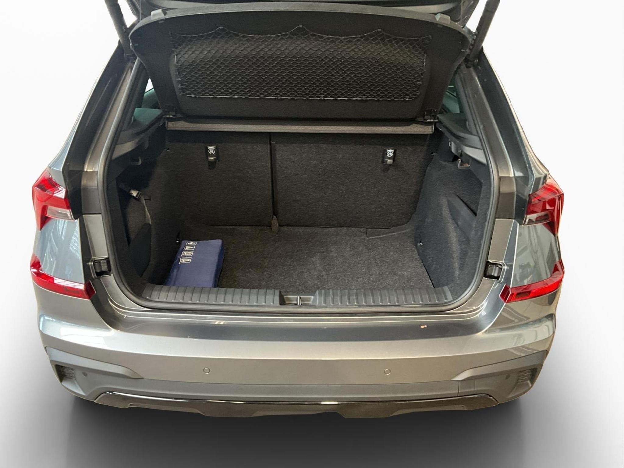Skoda Kamiq Monte-Carlo+DSG+Led+Navi+Pano (2025) - Foto 17