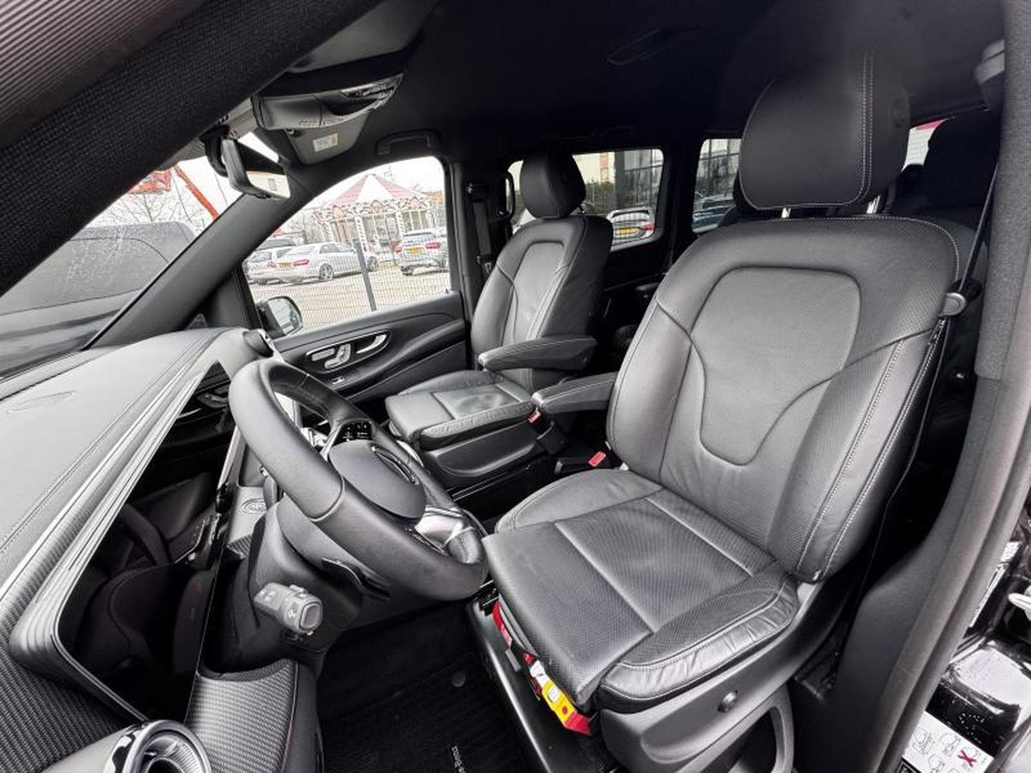 Mercedes V EXCLUSIVE EXTRA LONGUE L3 4MATIC AIRMATIC 2.0L 237CV (2025) - Photo 7
