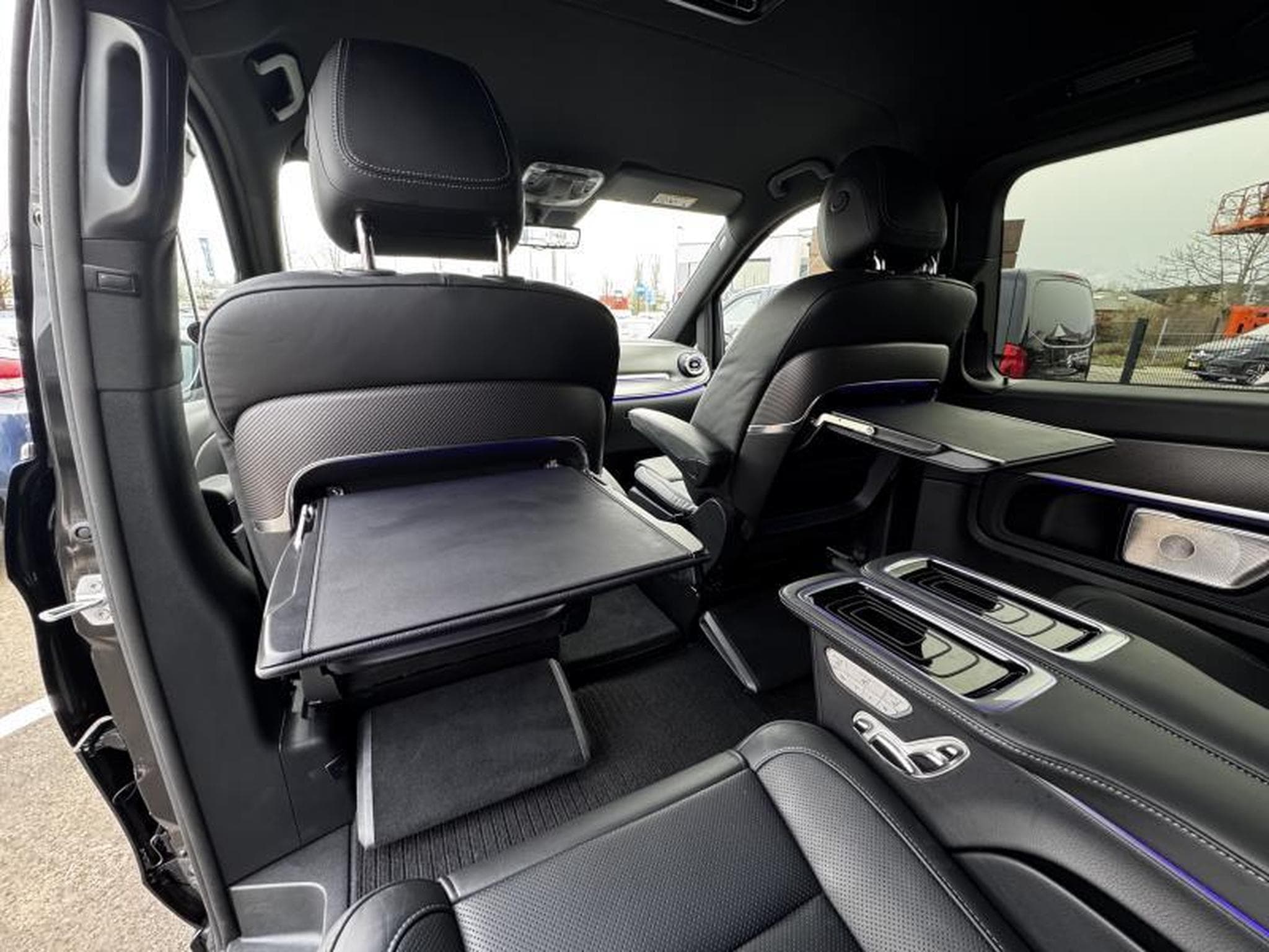 Mercedes V EXCLUSIVE EXTRA LONGUE L3 4MATIC AIRMATIC 2.0L 237CV (2025) - Photo 16