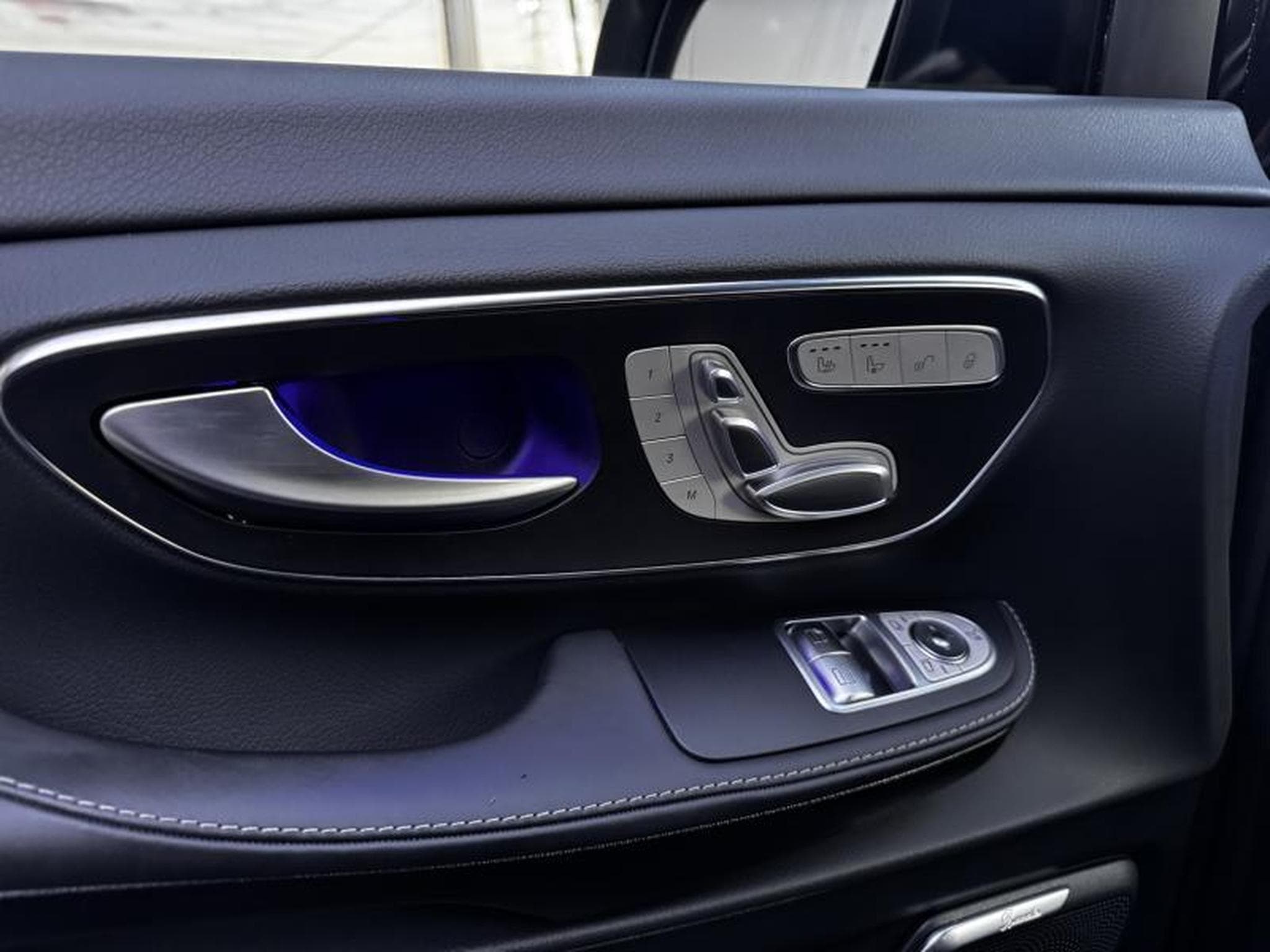 Mercedes V EXCLUSIVE EXTRA LONGUE L3 4MATIC AIRMATIC 2.0L 237CV (2025) - Photo 13
