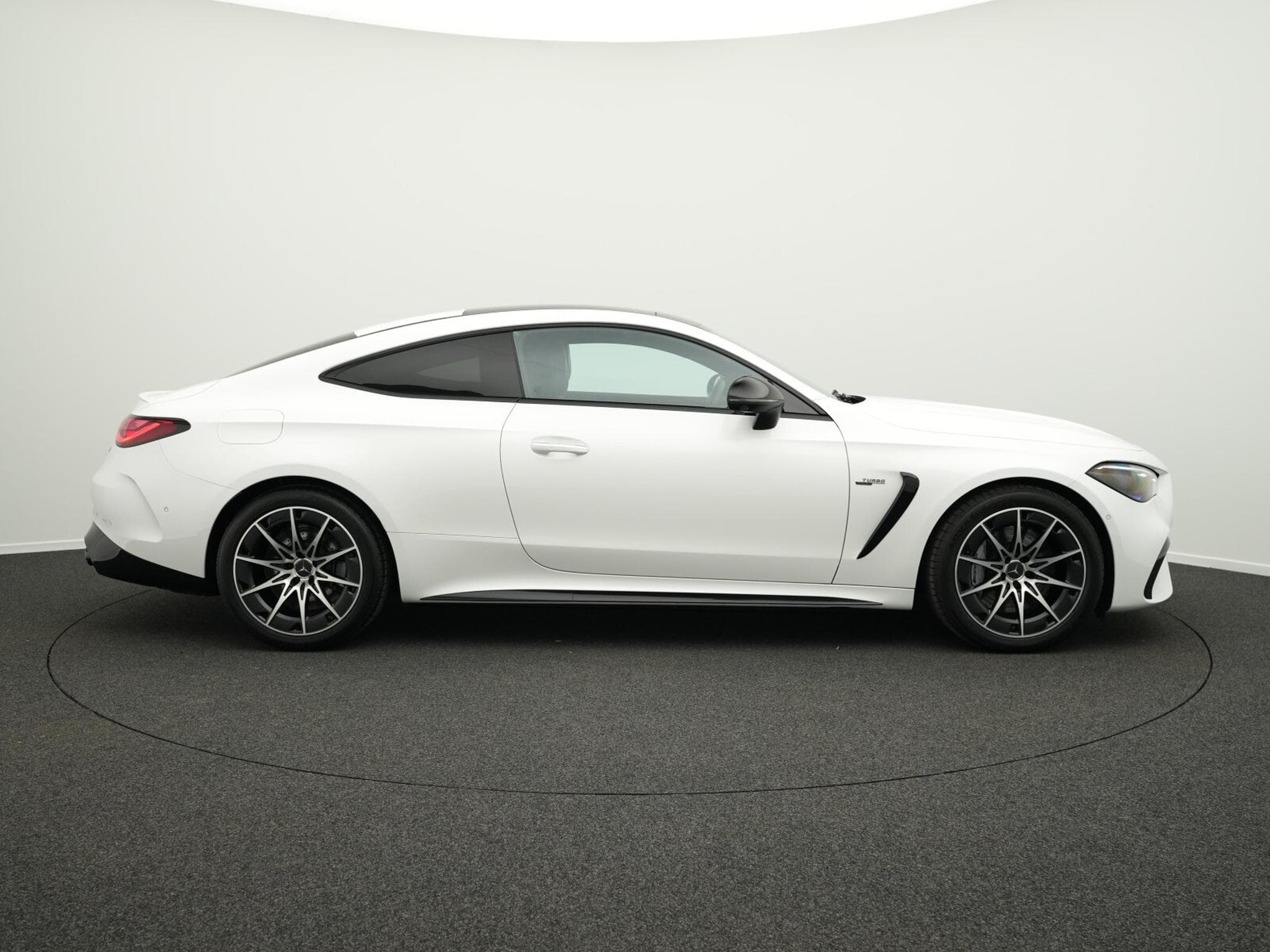 Mercedes CLE 53 AMG 4MATIC+ Coupé Premium/MBUX/Pano/Burm (2024) - Photo 5