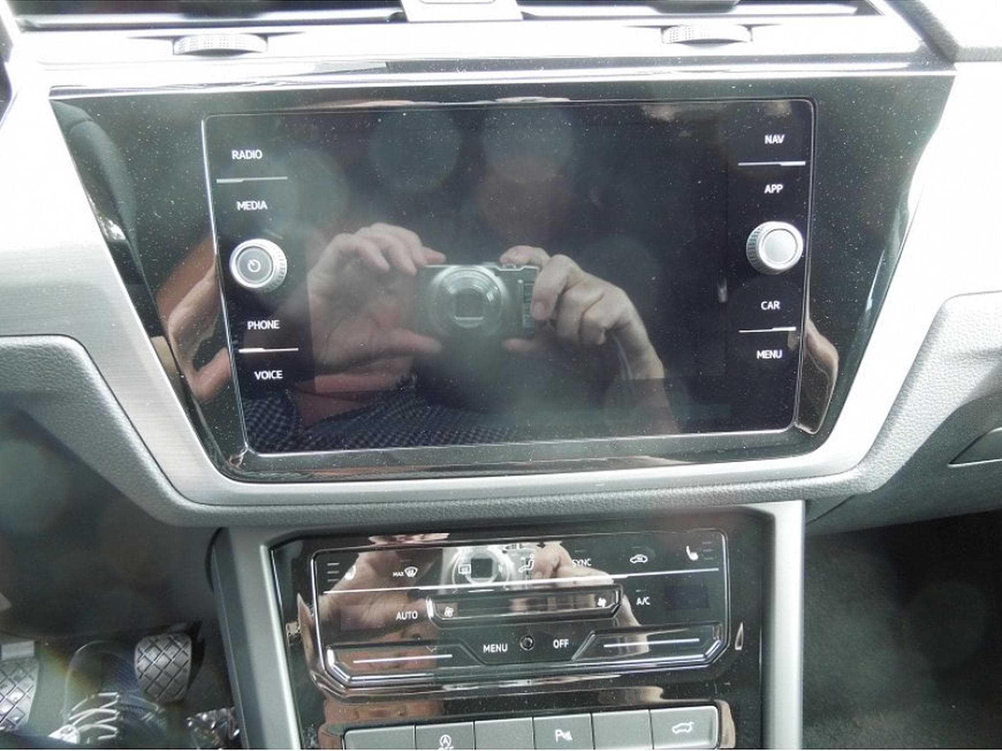 VW Touran (2026) - Photo 7