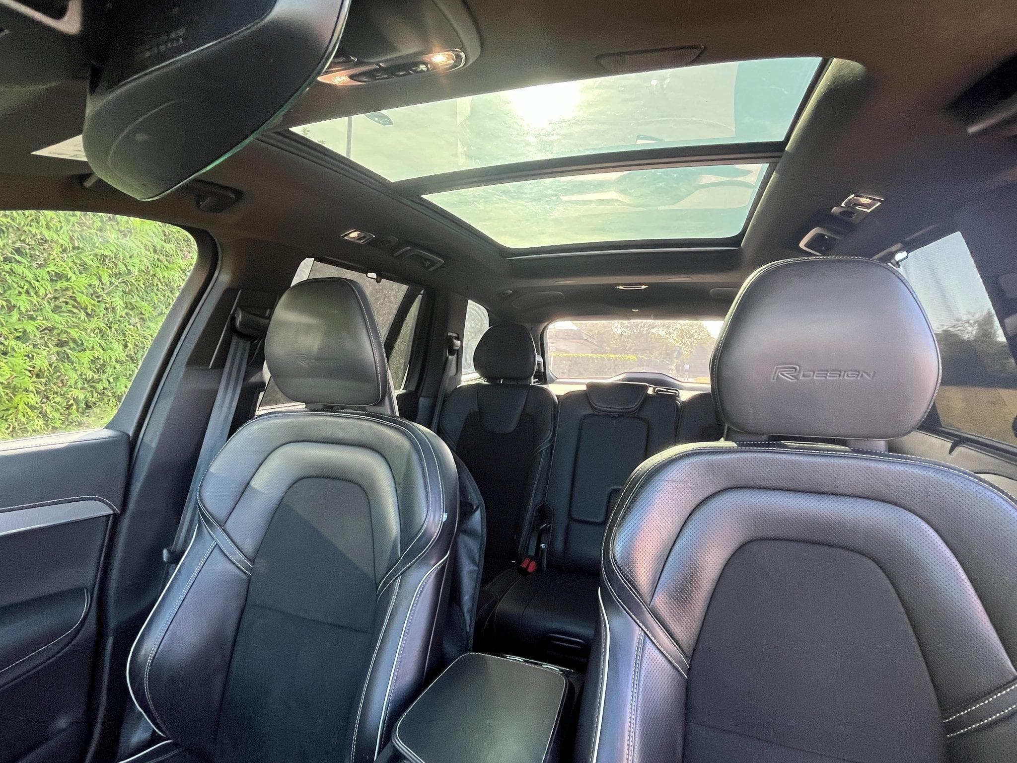 Volvo XC90 XC90 B5 R-Design AWD 7-Seat Thunder Grey (2019) - Photo 10