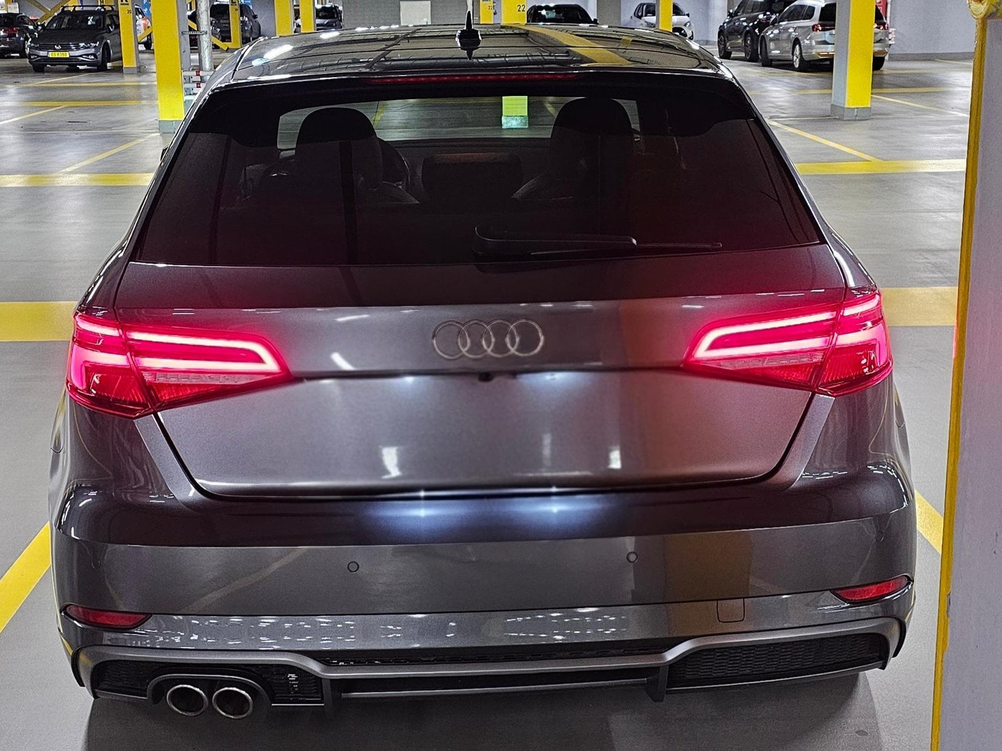 Audi A3 S-line 35 TDI (2019) - Photo 3