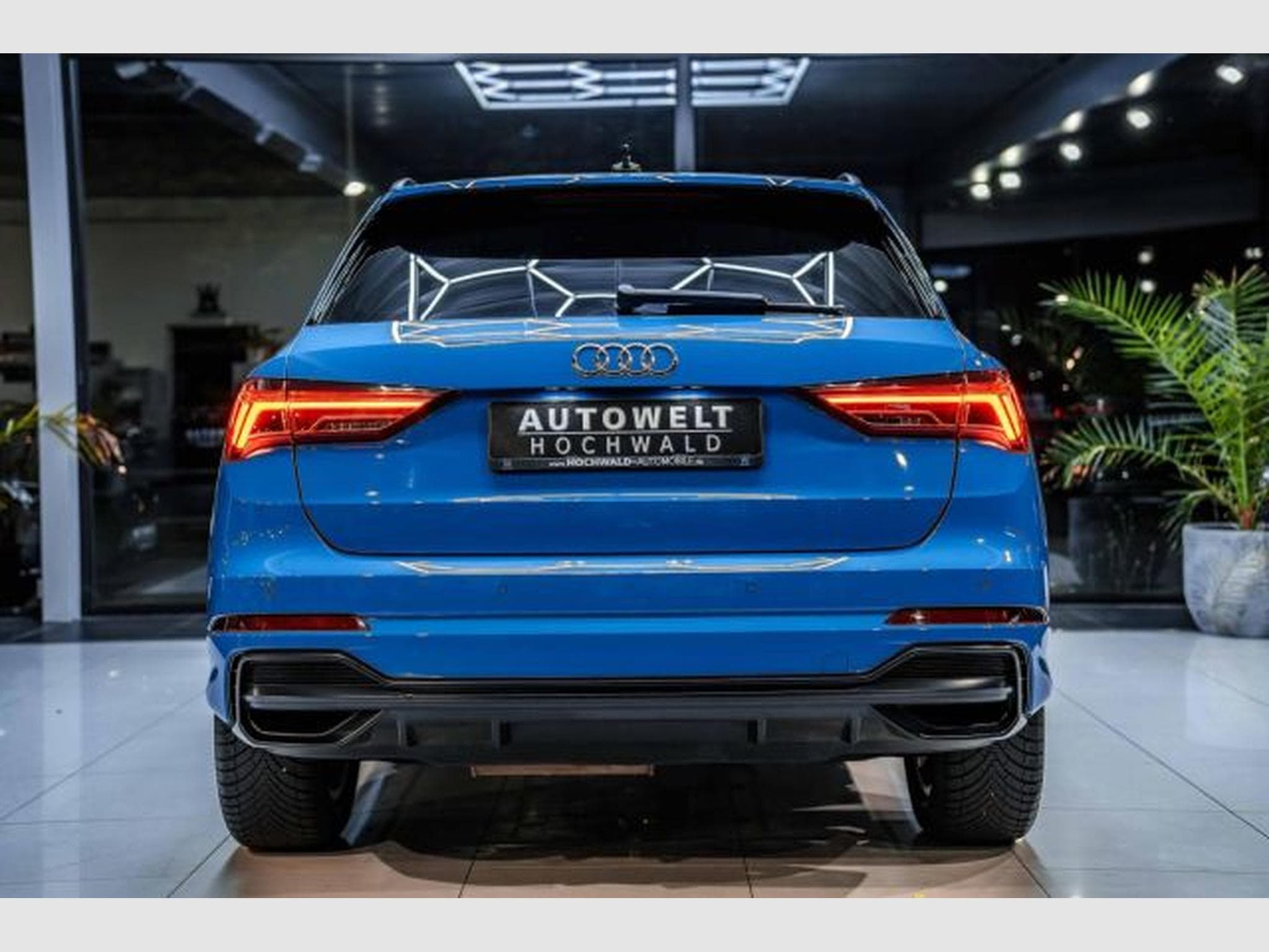 Audi Q3 Q3 2.0 TDI S-tronic S-Line NAVI LED PDC VIRTUAL (2022) - Photo 13