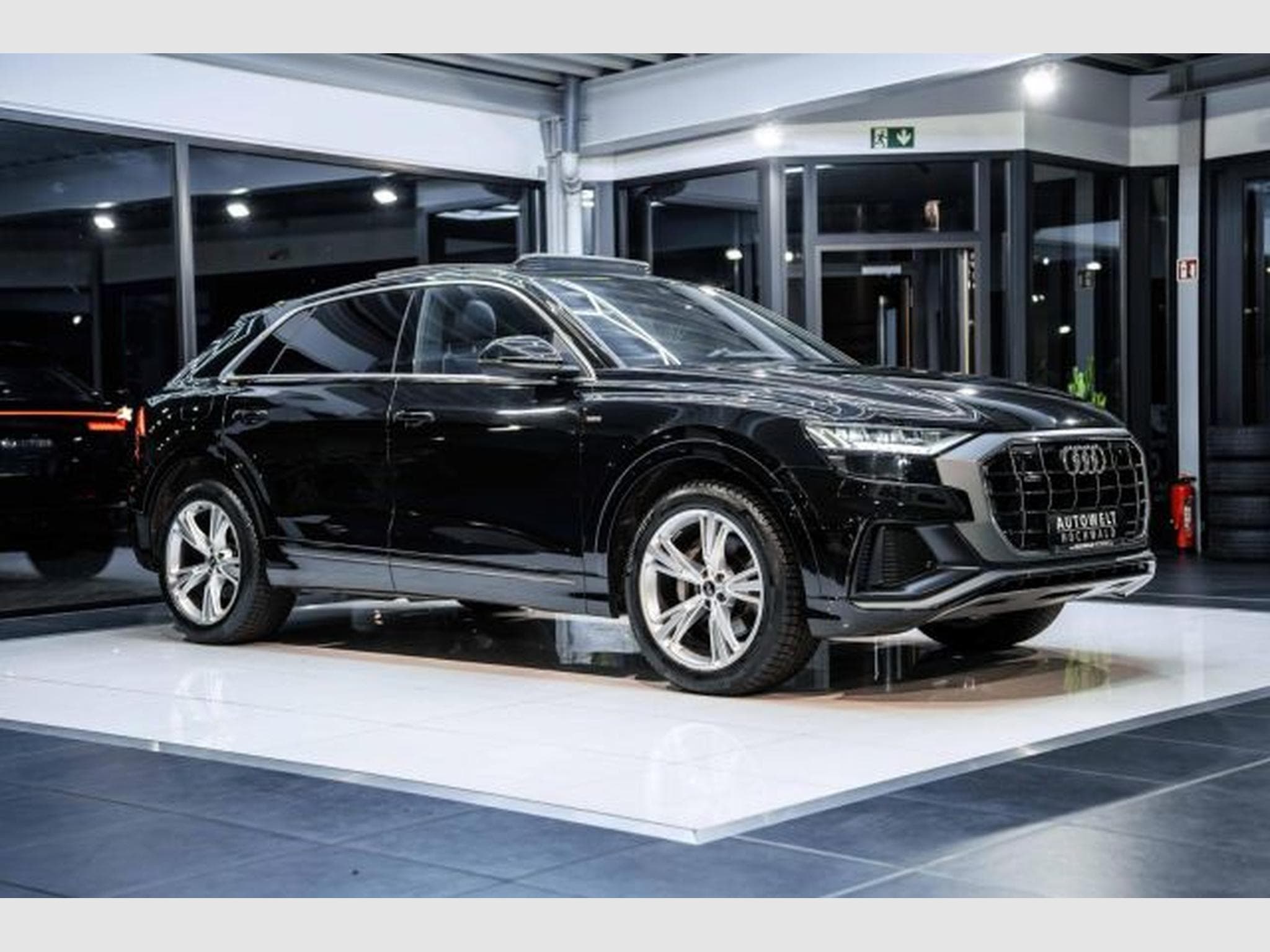 Audi Q8 Q8 3.0 TDI S-Line quattro PANO HD Matrix 21 Zoll (2023) - Photo 6