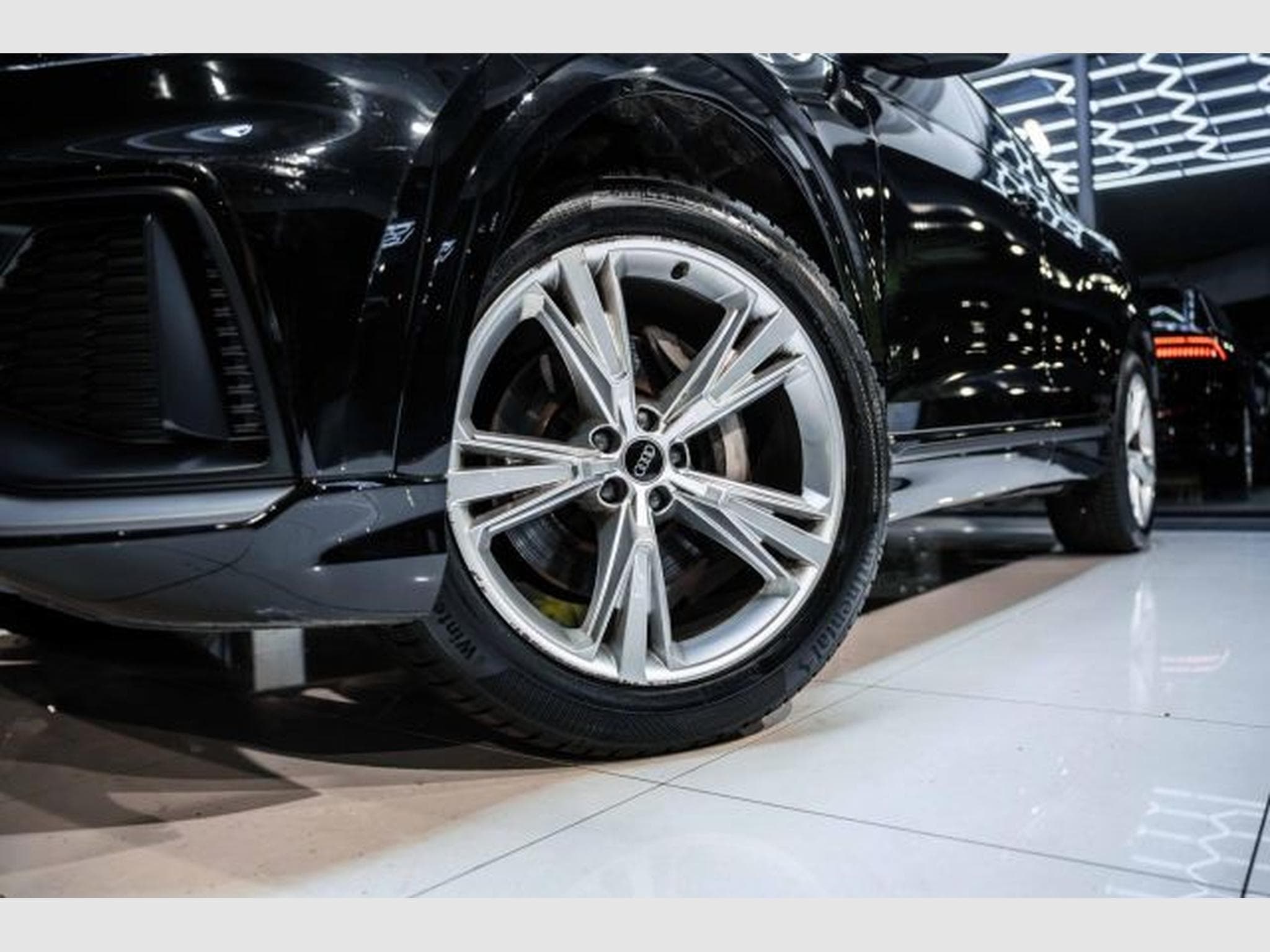 Audi Q8 Q8 3.0 TDI S-Line quattro PANO HD Matrix 21 Zoll (2023) - Photo 3