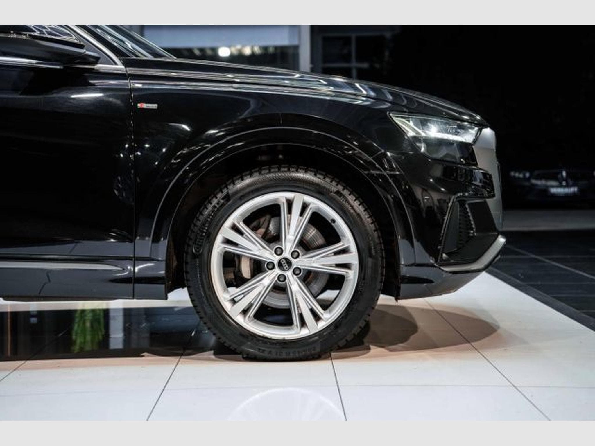 Audi Q8 Q8 3.0 TDI S-Line quattro PANO HD Matrix 21 Zoll (2023) - Photo 9