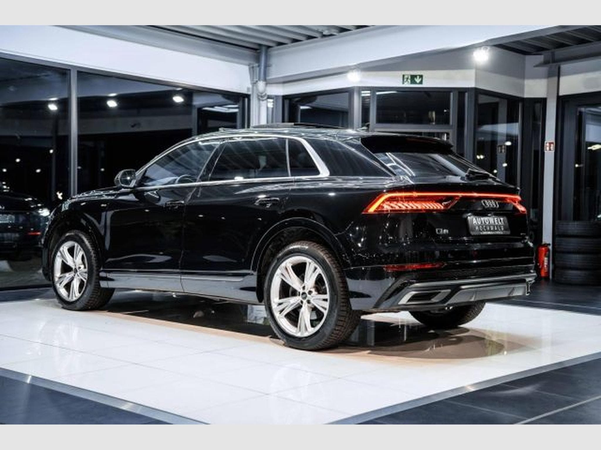 Audi Q8 Q8 3.0 TDI S-Line quattro PANO HD Matrix 21 Zoll (2023) - Photo 15