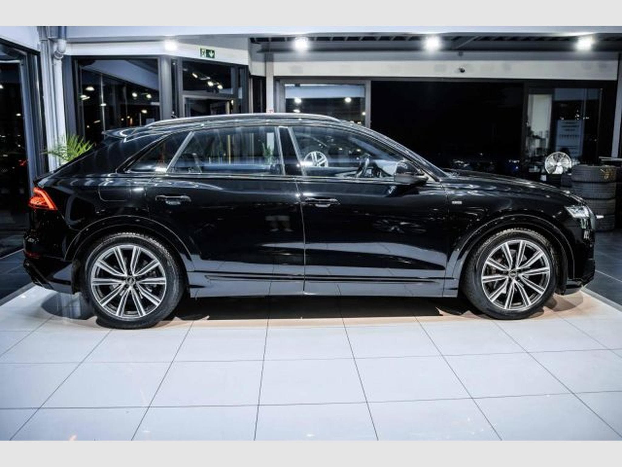 Audi Q8 Q8 3.0 TDI quattro S-Line Black B&amp;O NAVI LED 21 (2022) - Photo 7
