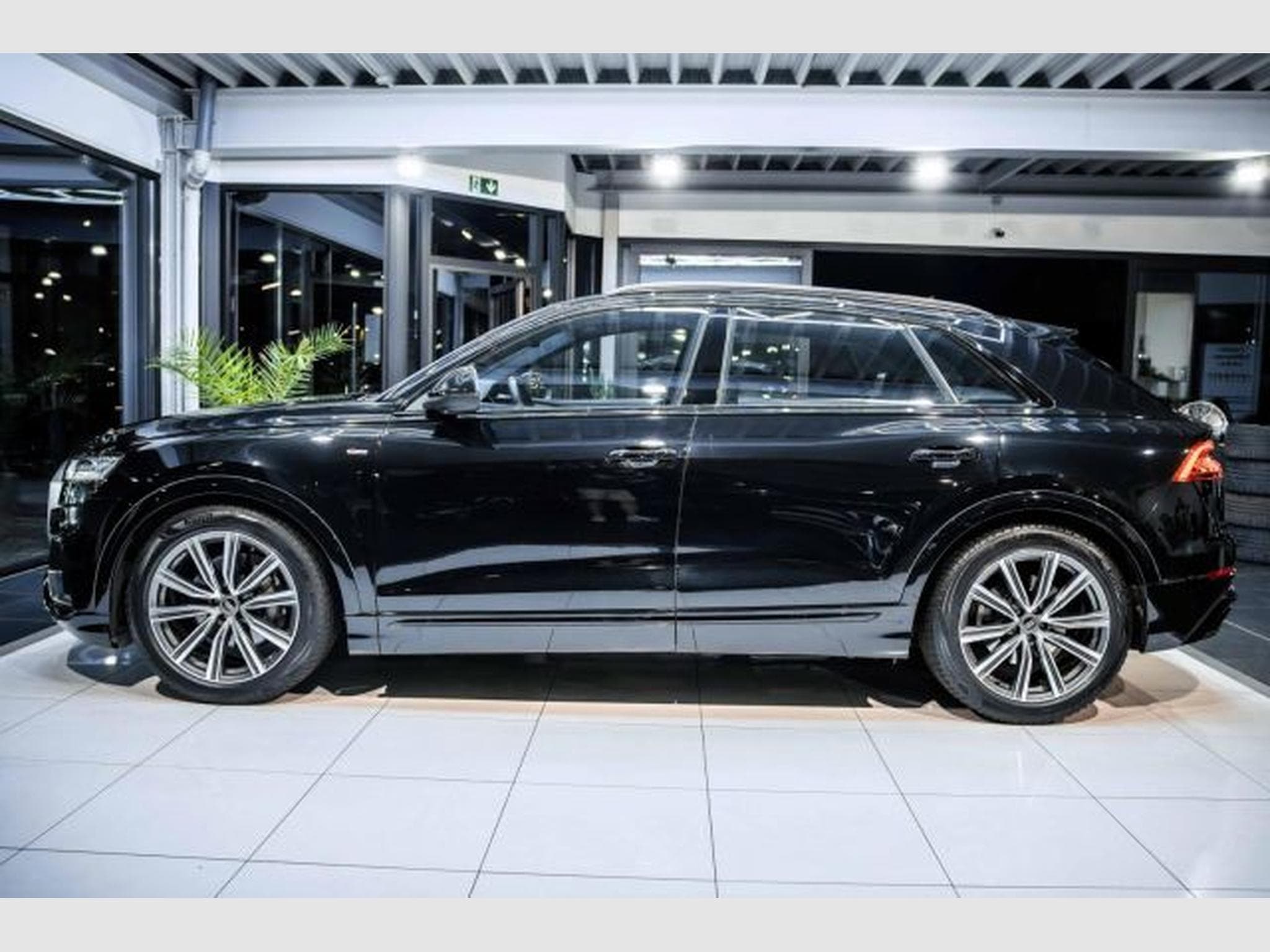 Audi Q8 Q8 3.0 TDI quattro S-Line Black B&amp;O NAVI LED 21 (2022) - Photo 10