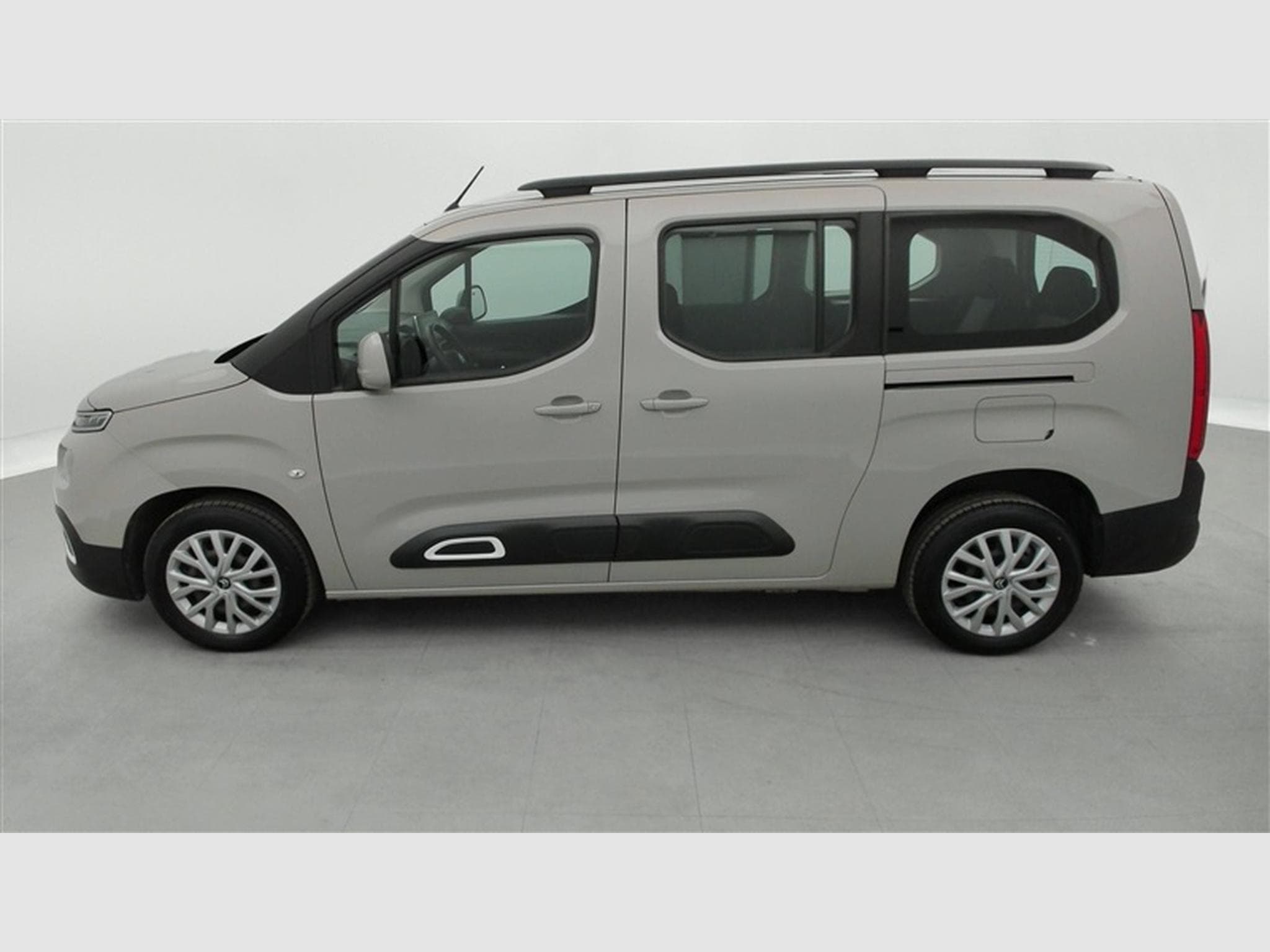 Citroen Berlingo 1.5 BlueHDi M Start S&S 7PLACES (2020) - Photo 3