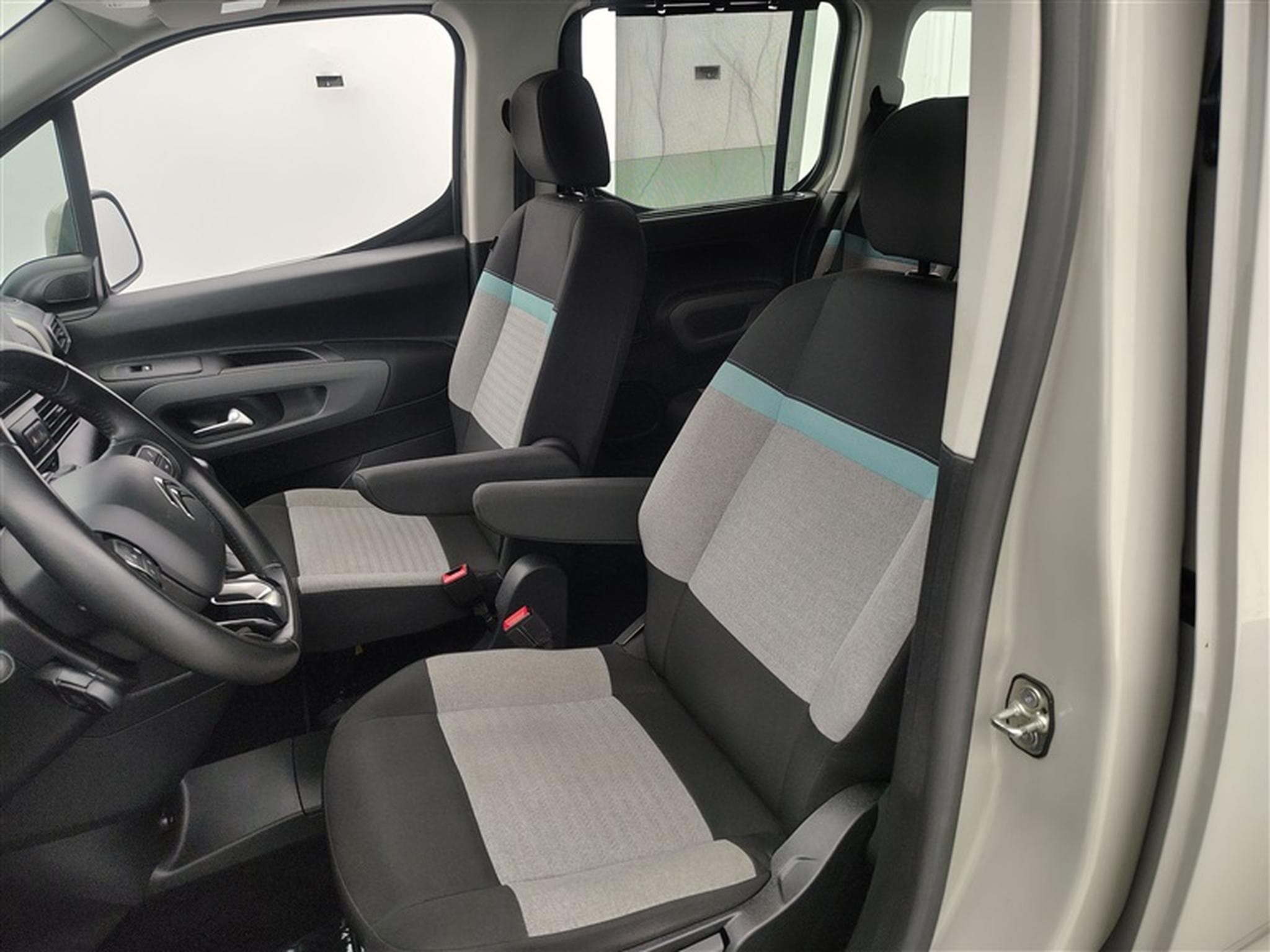 Citroen Berlingo 1.5 BlueHDi M Start S&S 7PLACES (2020) - Photo 7
