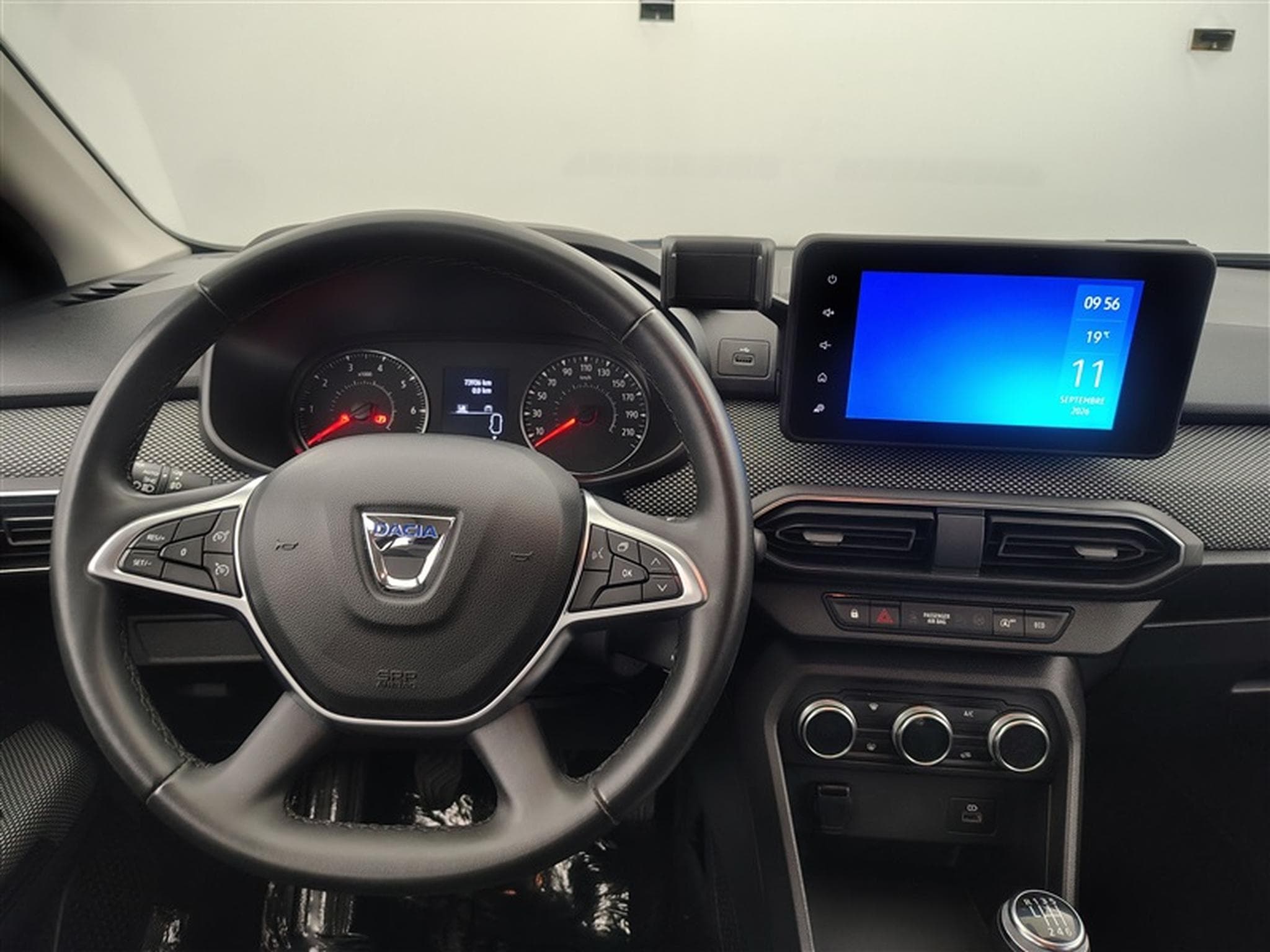 Dacia Jogger 1.0 TCe EXTREME 7pl. NAV/CAMERA/CARPLAY (2022) - Photo 9