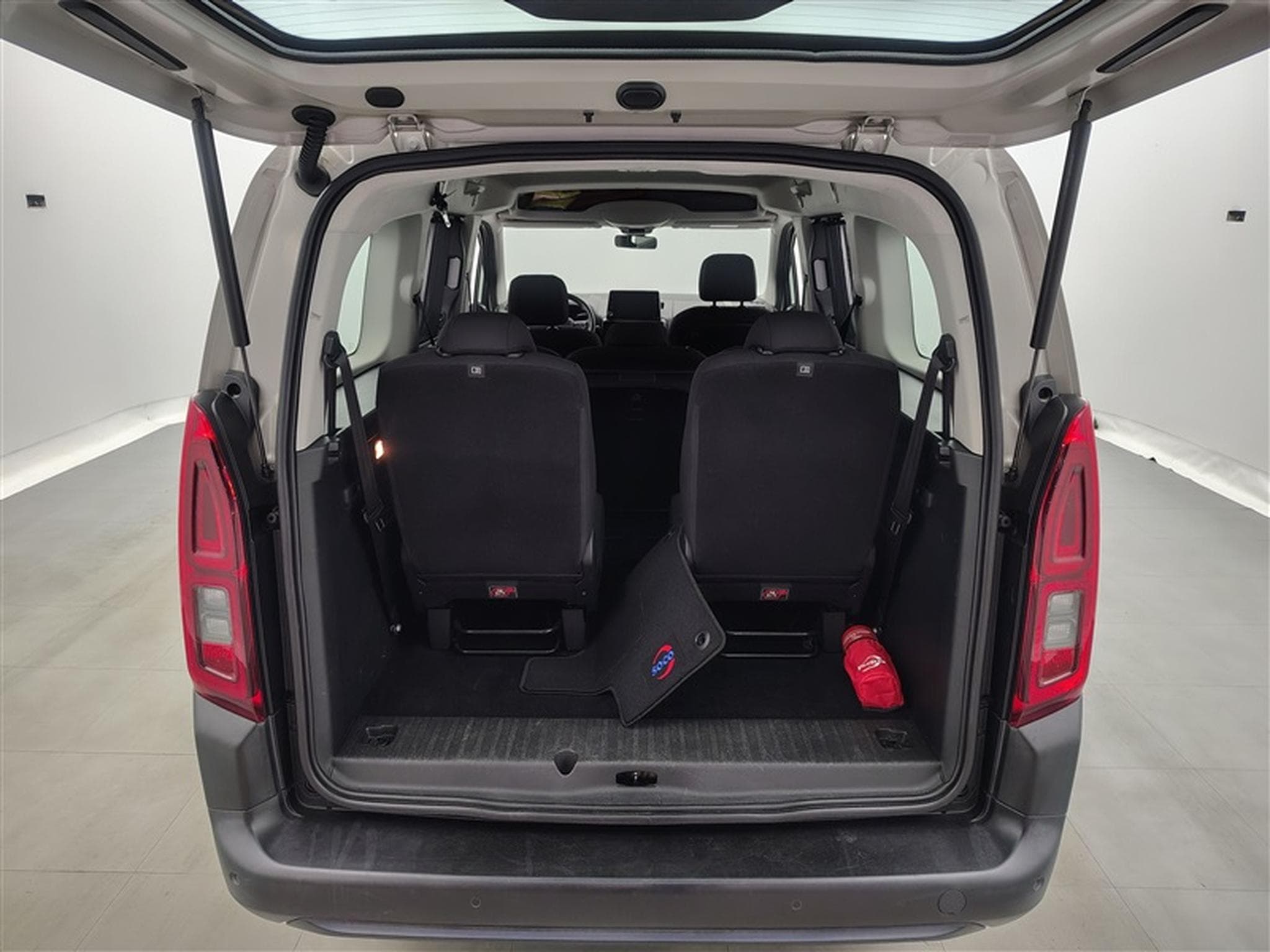 Citroen Berlingo 1.5 BlueHDi M Start S&S 7PLACES (2020) - Photo 14