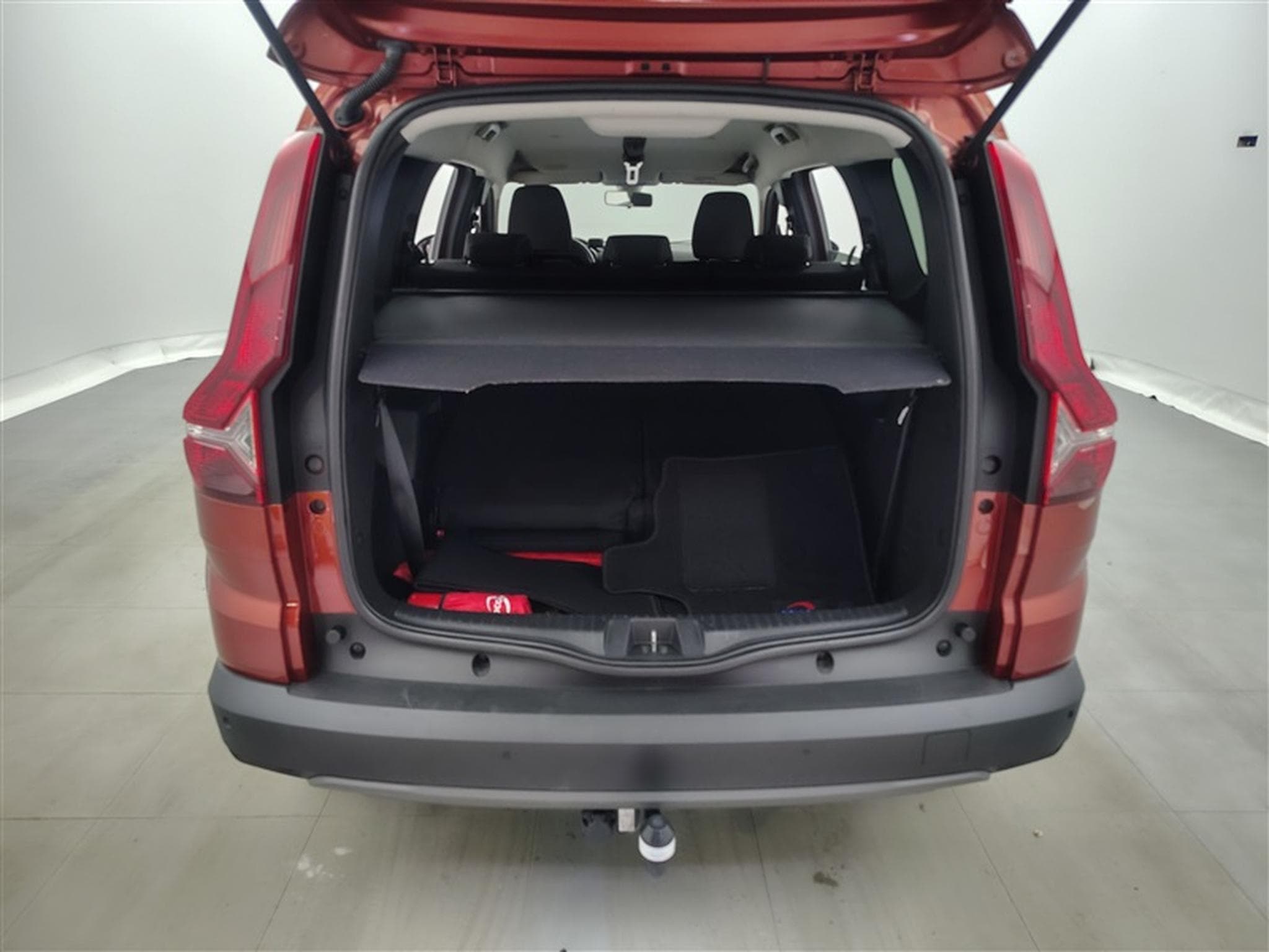 Dacia Jogger 1.0 TCe EXTREME 7pl. NAV/CAMERA/CARPLAY (2022) - Photo 14