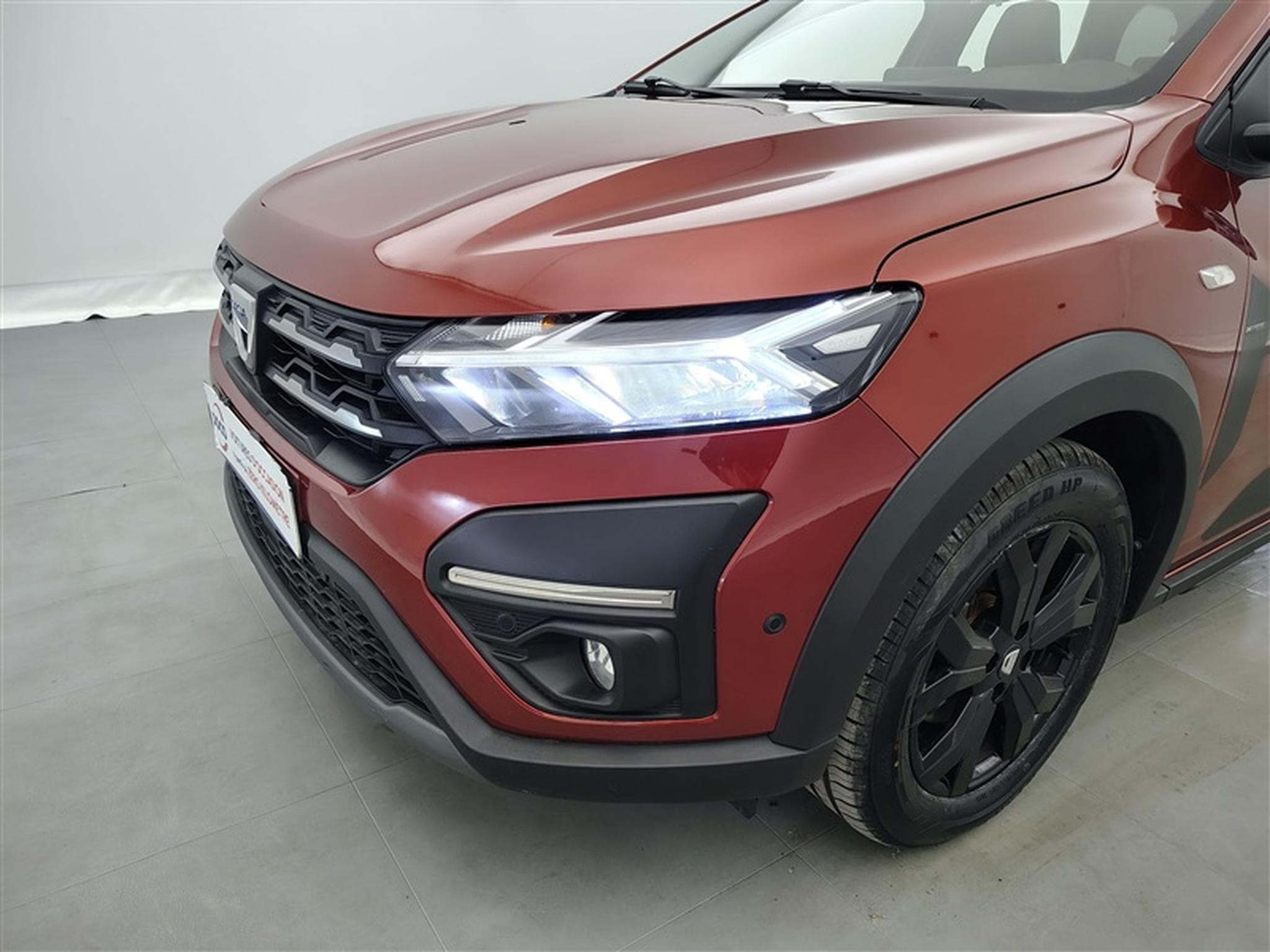 Dacia Jogger 1.0 TCe EXTREME 7pl. NAV/CAMERA/CARPLAY (2022) - Photo 15