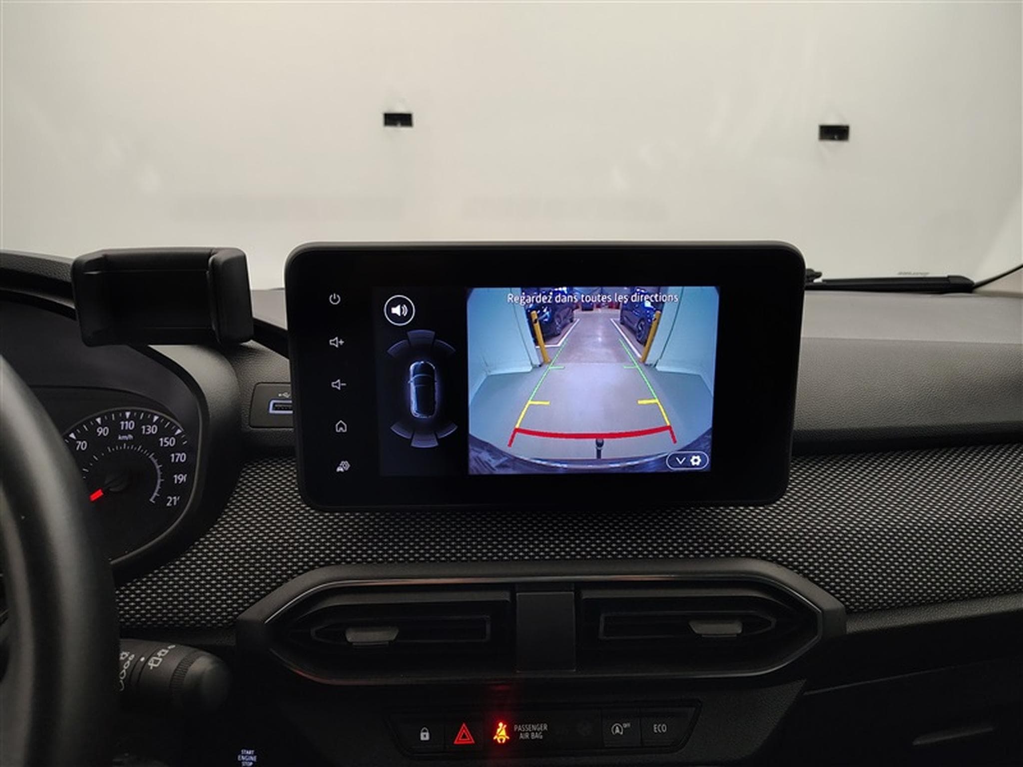 Dacia Jogger 1.0 TCe EXTREME 7pl. NAV/CAMERA/CARPLAY (2022) - Photo 17