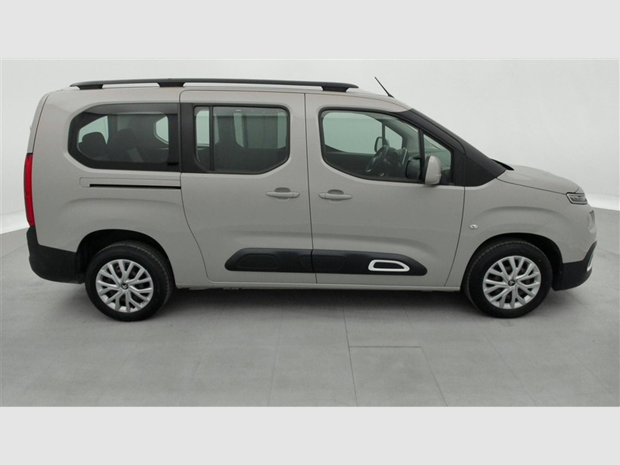 Citroen Berlingo 1.5 BlueHDi M Start S&S 7PLACES (2020) - Photo 25